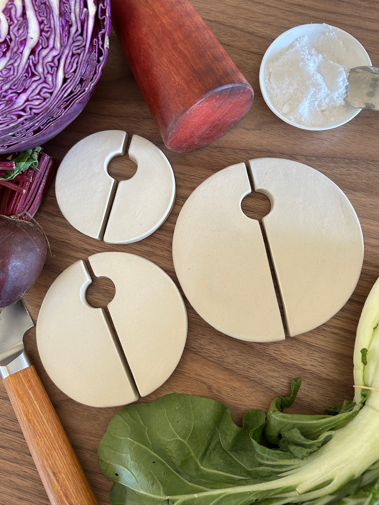 Ceramic fermentation weight