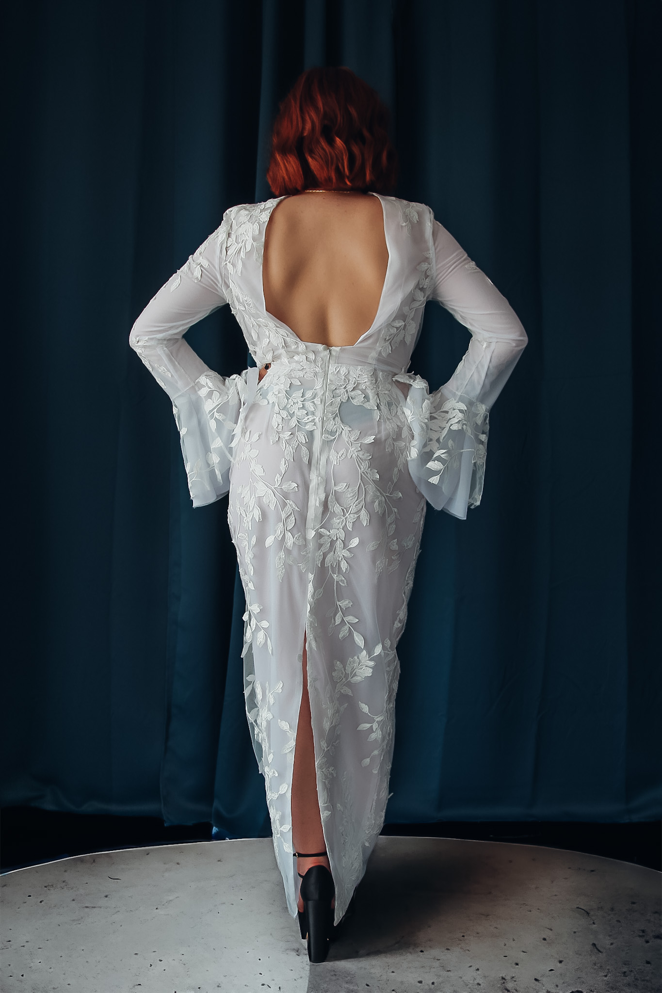 Robe en dentelle brodée sur tulle Nevada