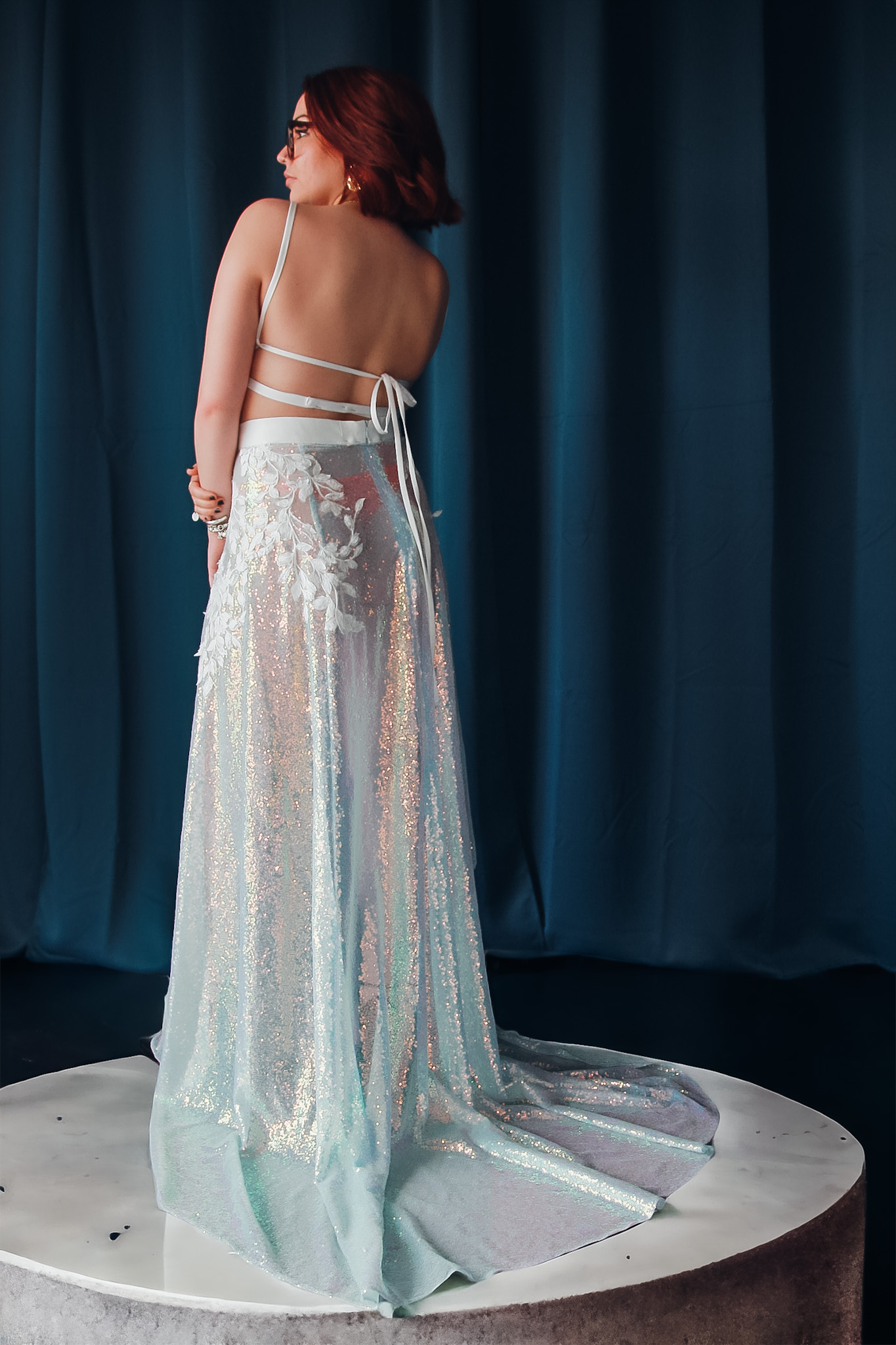 Top de mariage en sequins irisés Avery