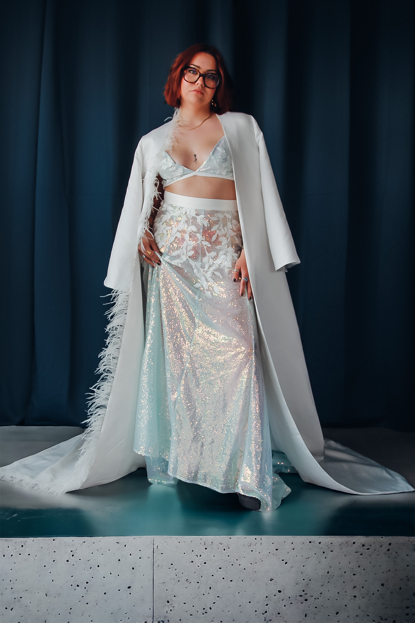 Top de mariage en sequins irisés Avery