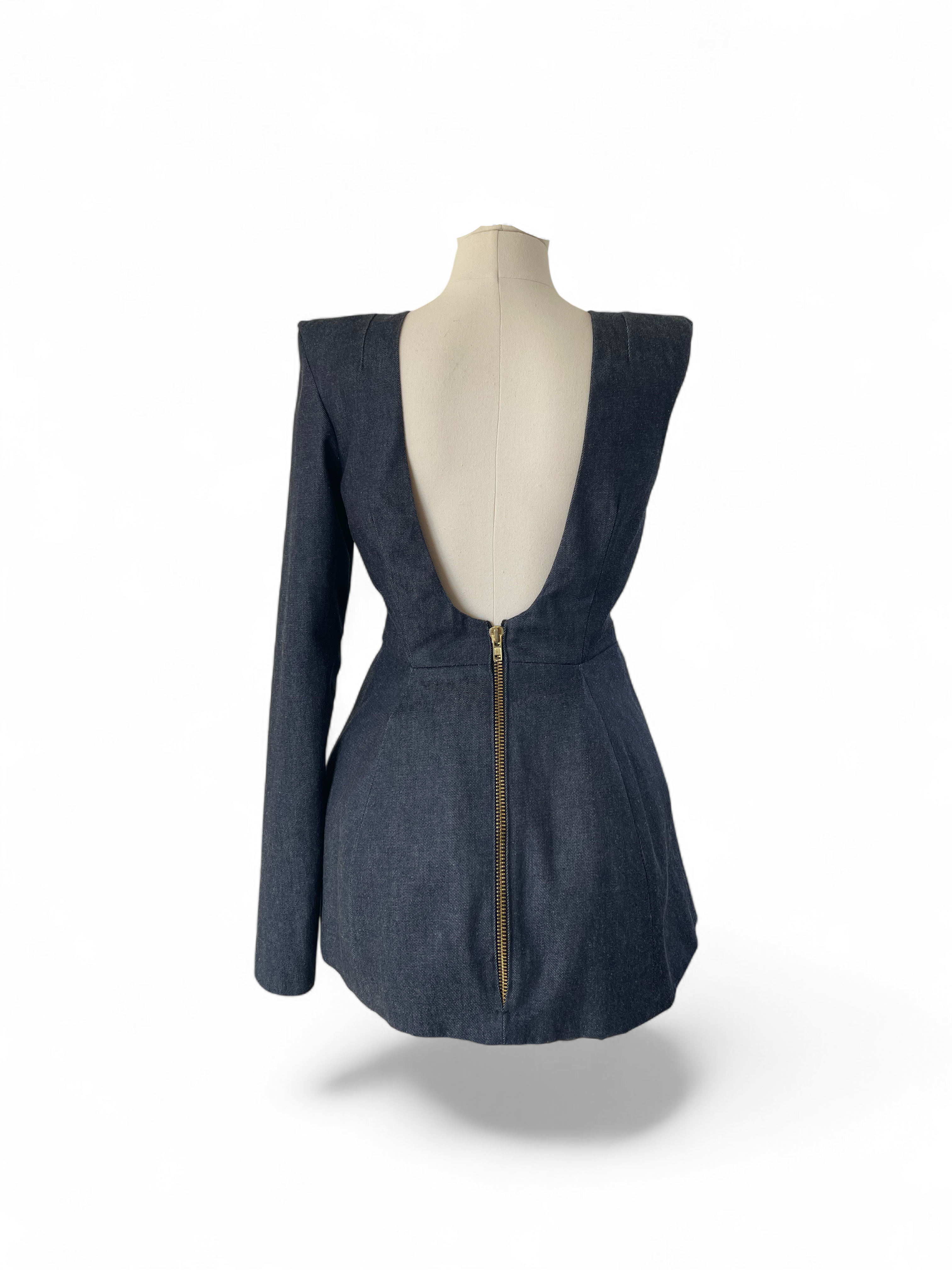 THE MODERN WARRIOR DRESS – Robe asymétrique en jean couture