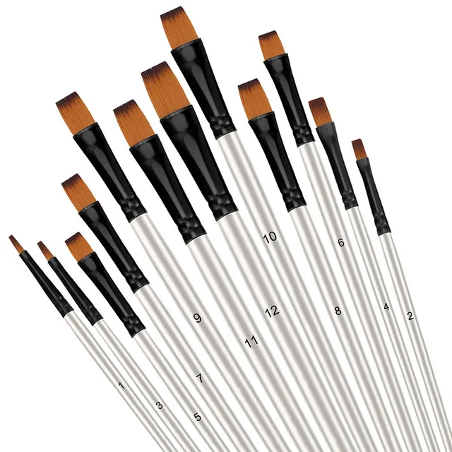 Set de 12 pinceles para pintura al oleo tipo round plano con cerda de Nailon y mango corto