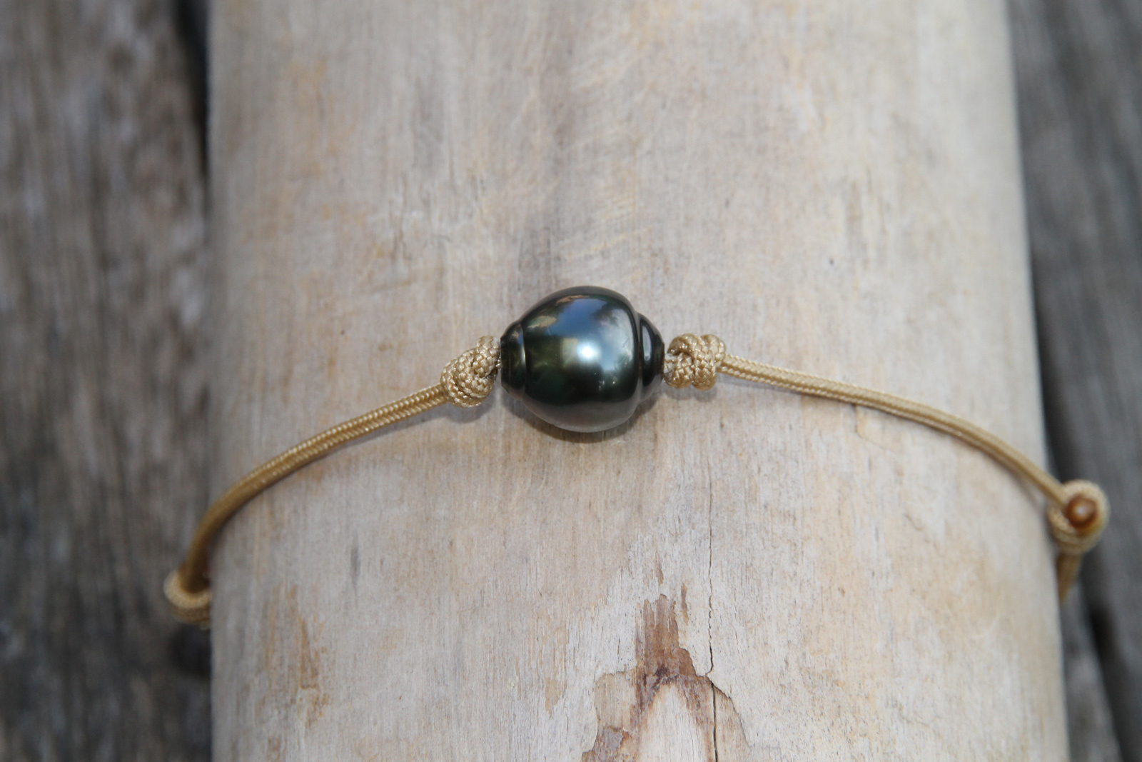 Bracelet Tahitien perle Baroque cordon simple