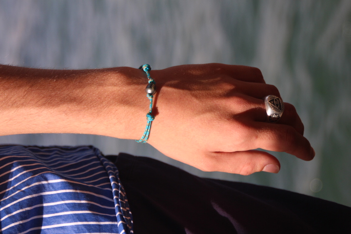 Bracelet Tahitien perle Ronde cordon marin