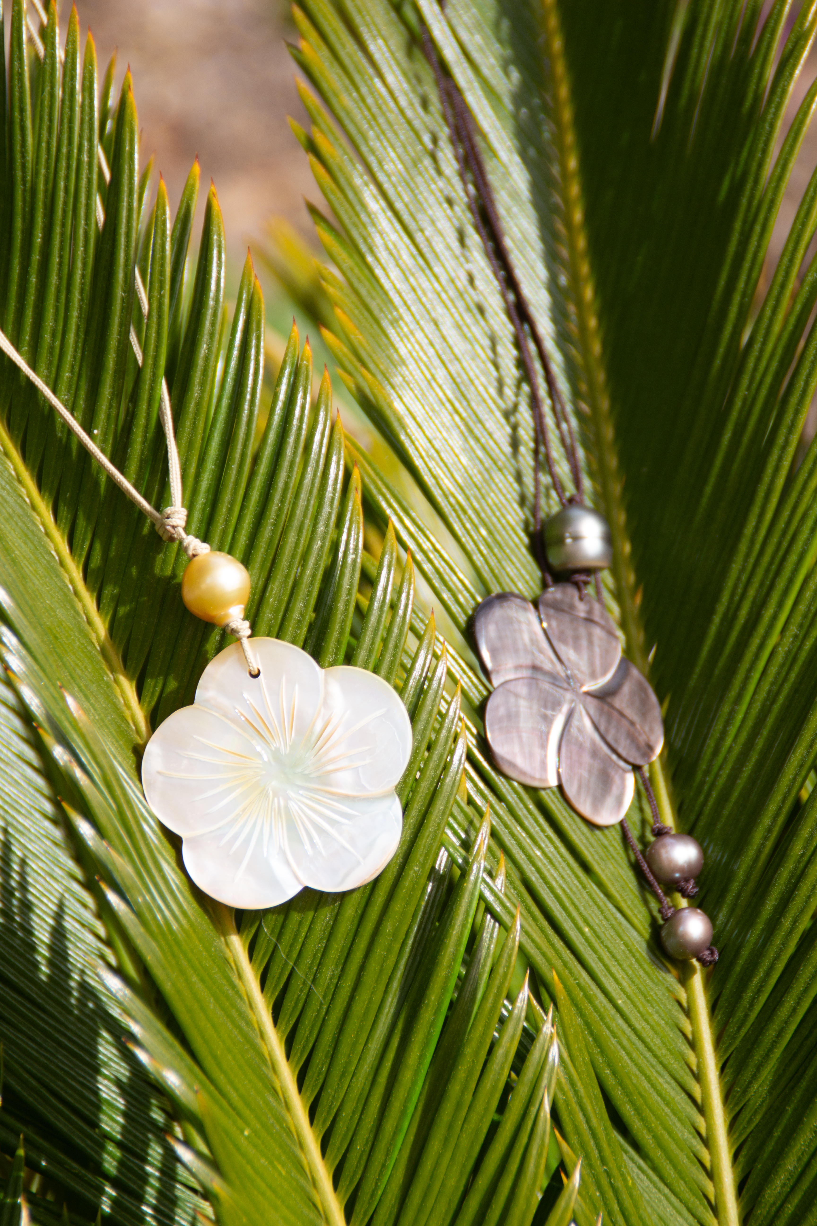 Collier tahiti & fleur de nacre 