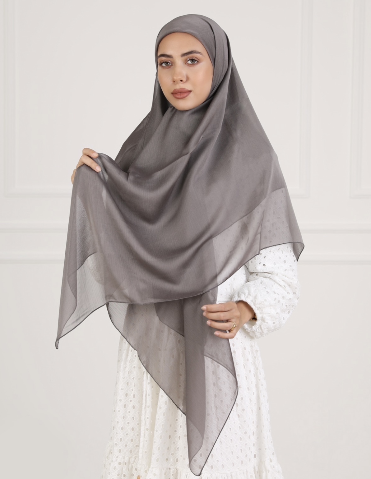 Elegant Gray Chiffon echarp