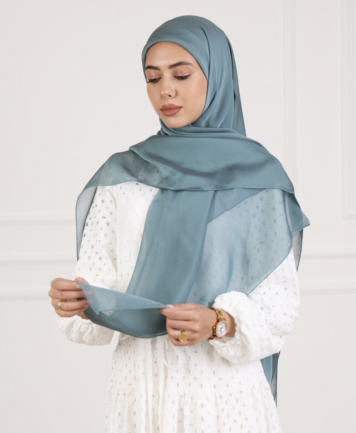 Elegant Satin echarp