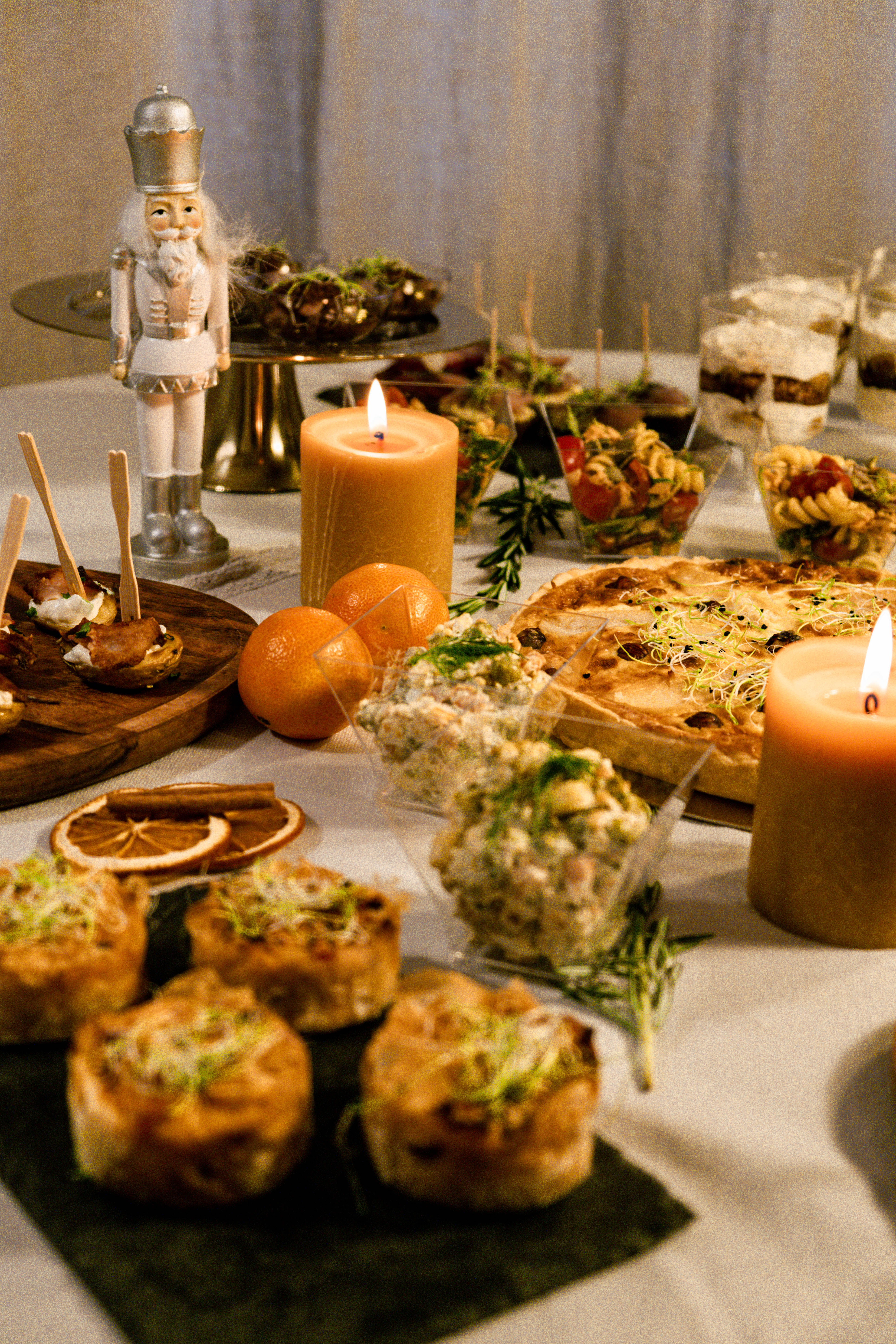 Šventinis užkandžių pasiūlymas 4-6 asmenims