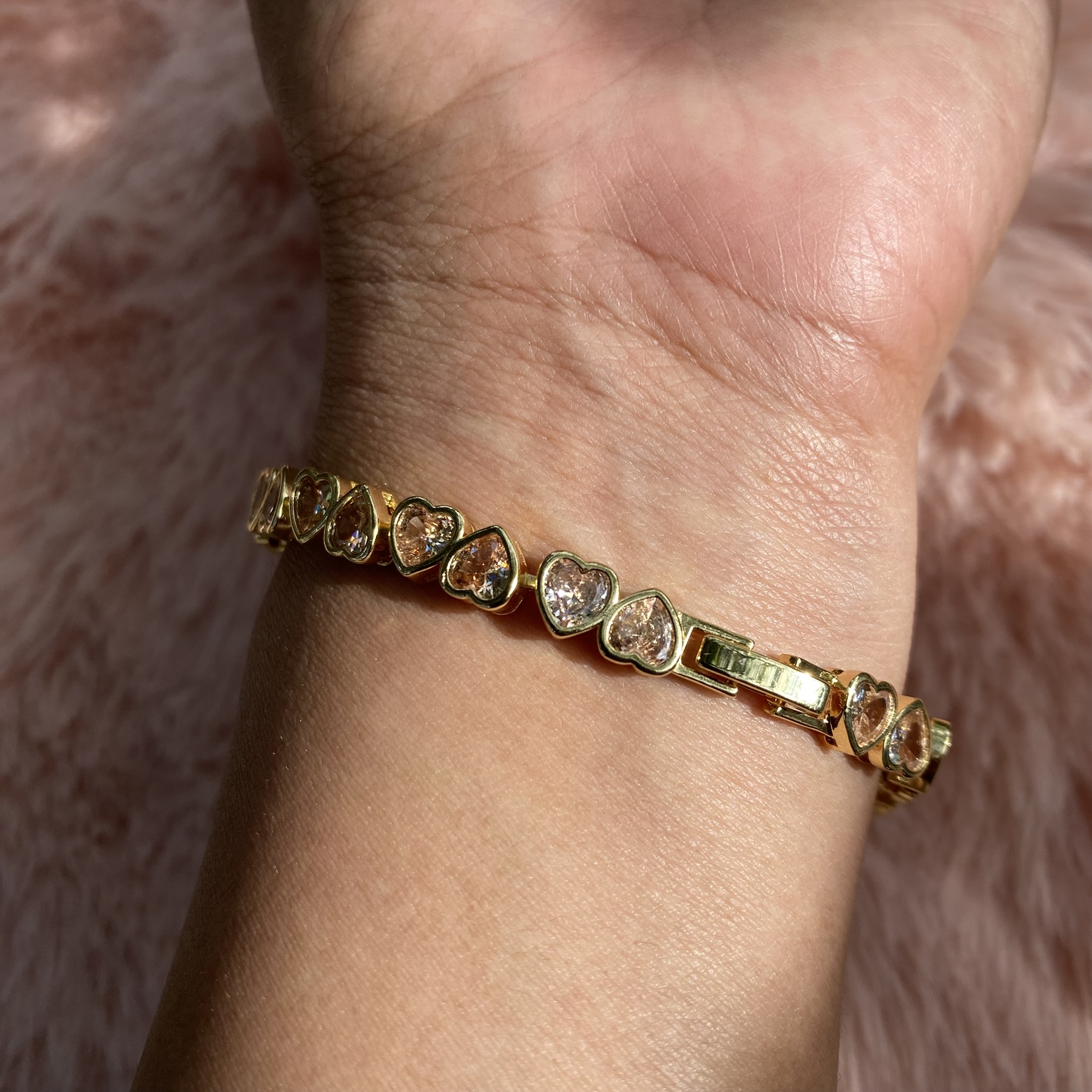 Pulseras corazones en par