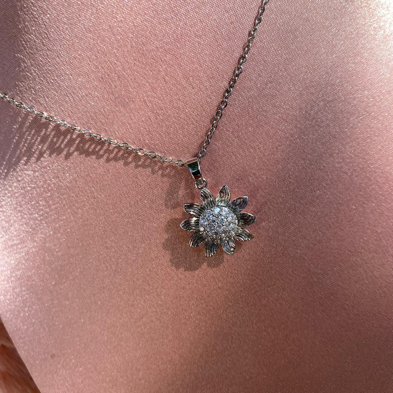 Cadena Dije Girasol Dorado/Plateado