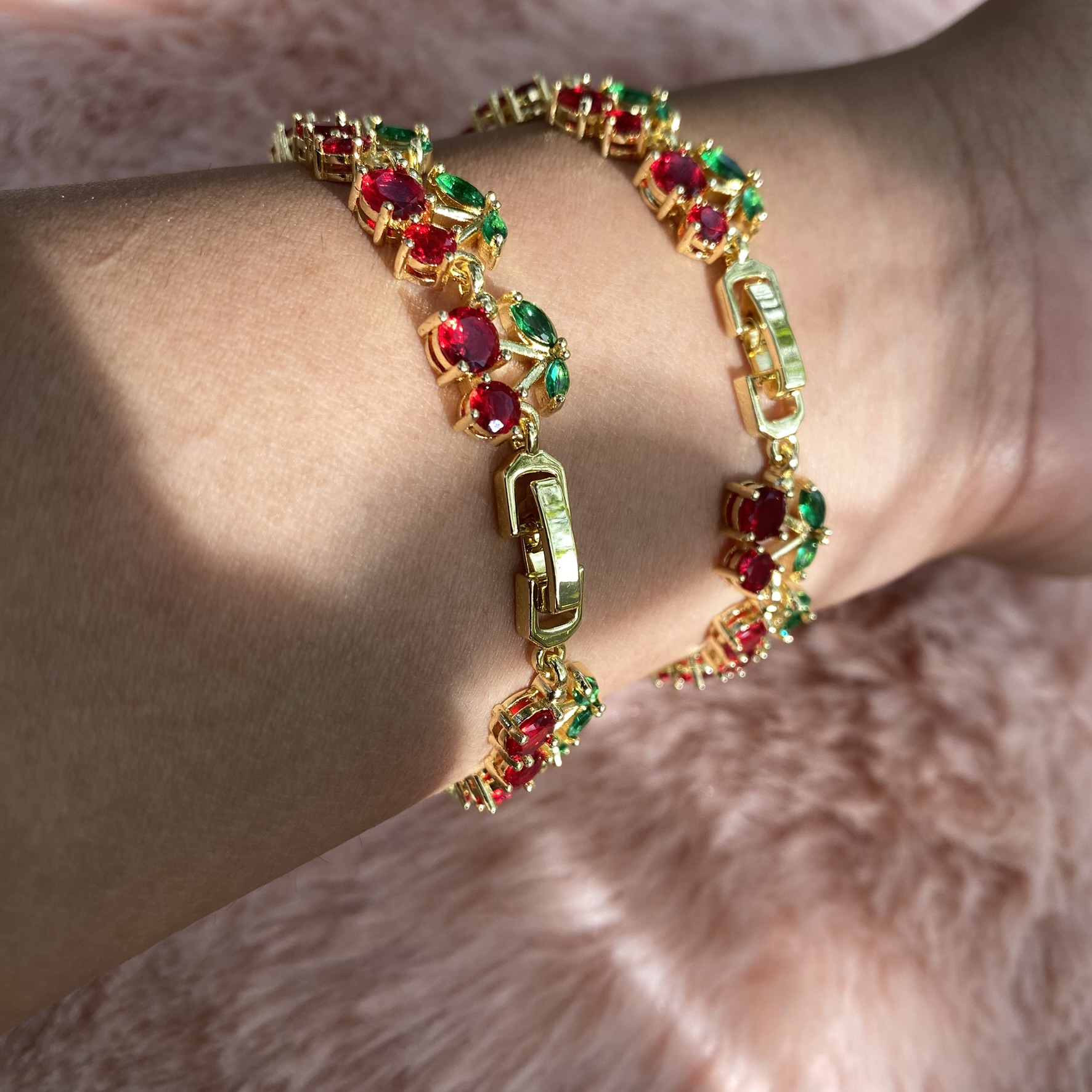 Pulsera cerezas de cristal