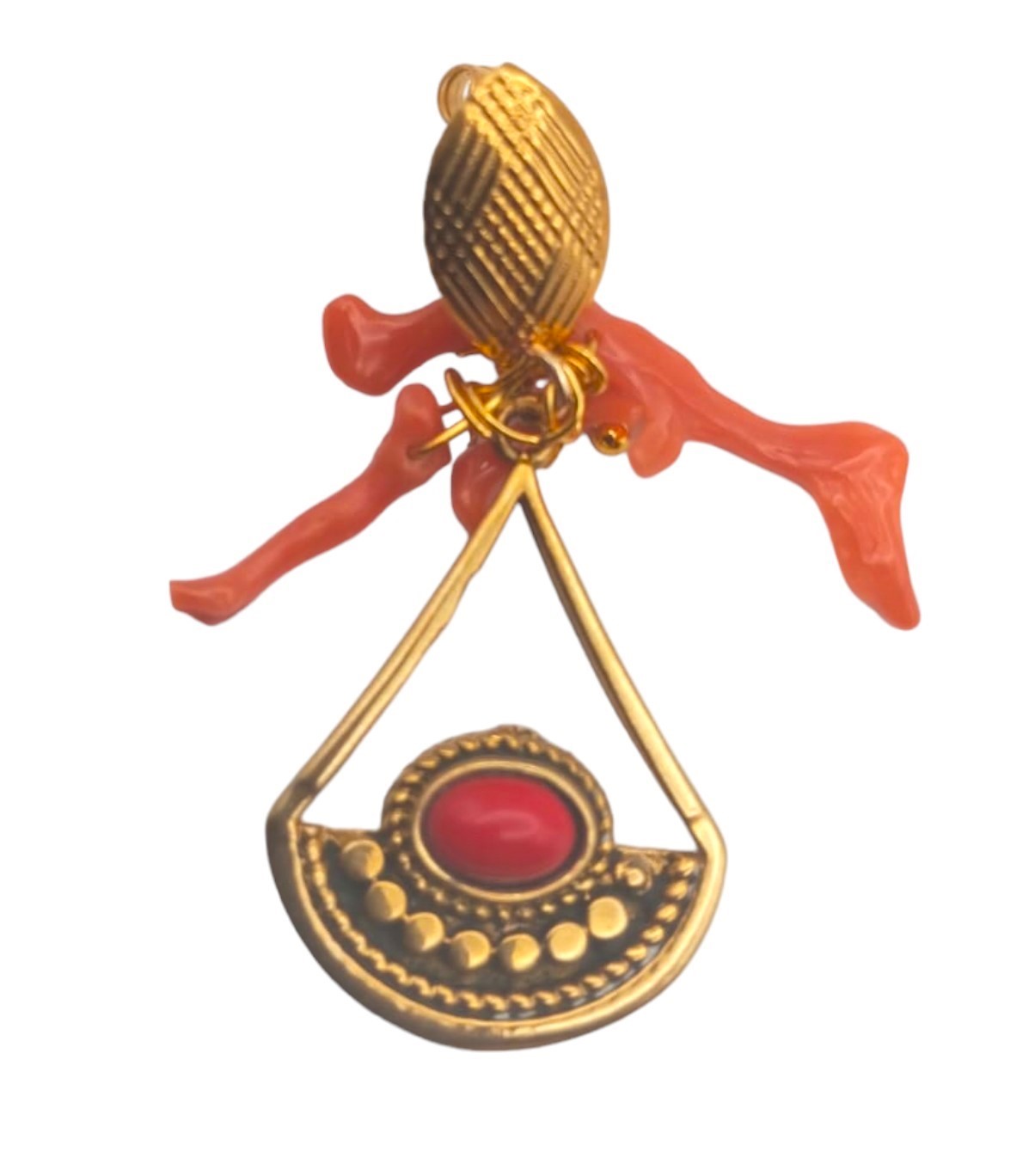 Orecchini artigianali in corallo, zama e agata rossa