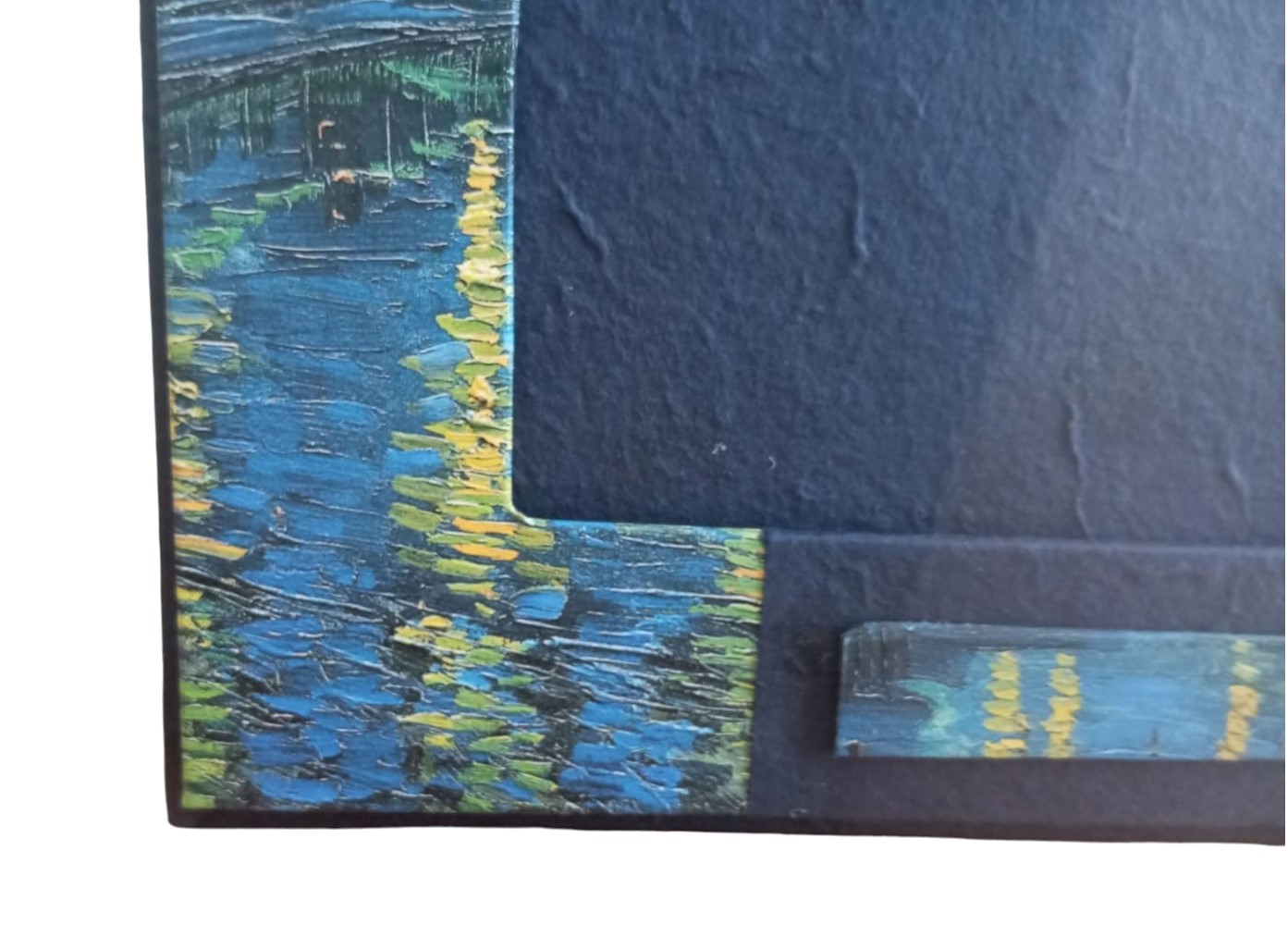 Cornice artigianale ispirata al dipinto "Notte stellata sul Rodano" di Van Gogh