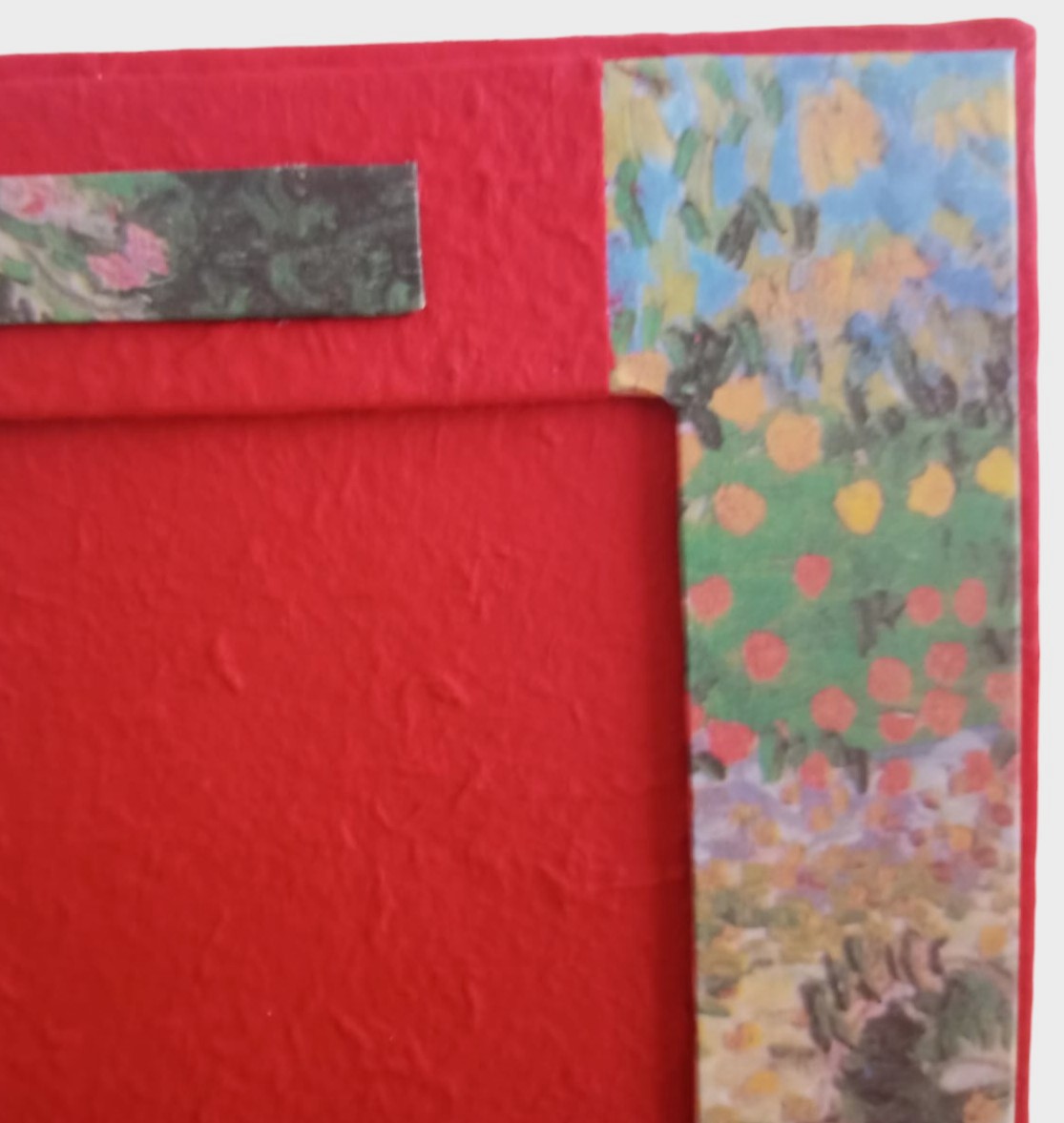 Cornice artigianale ispirata al dipinto "Giardino fiorito con sentiero" di Van Gogh