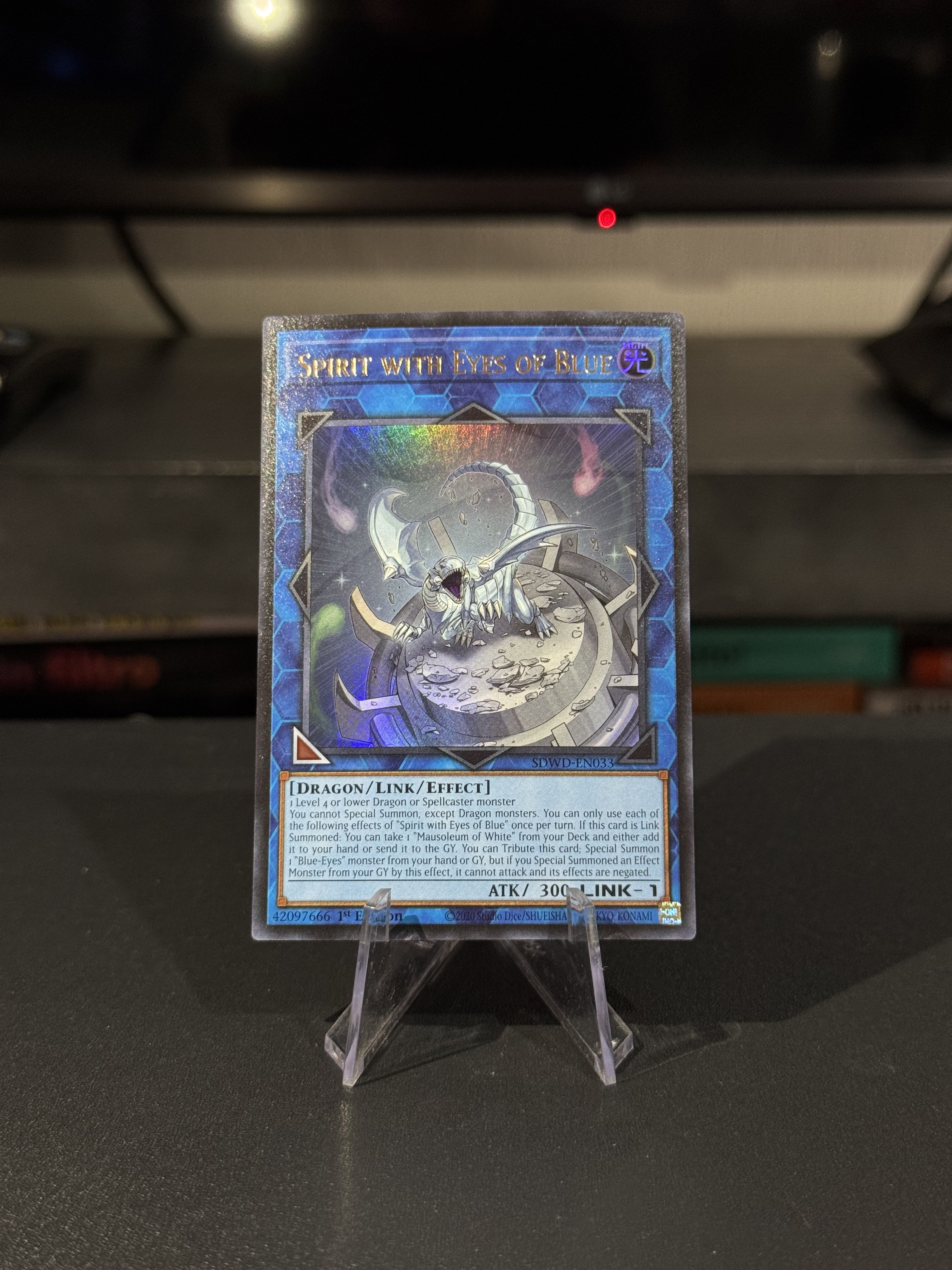 Spirit with Eyes of Blue - Structure Deck: Blue-Eyes White Destiny