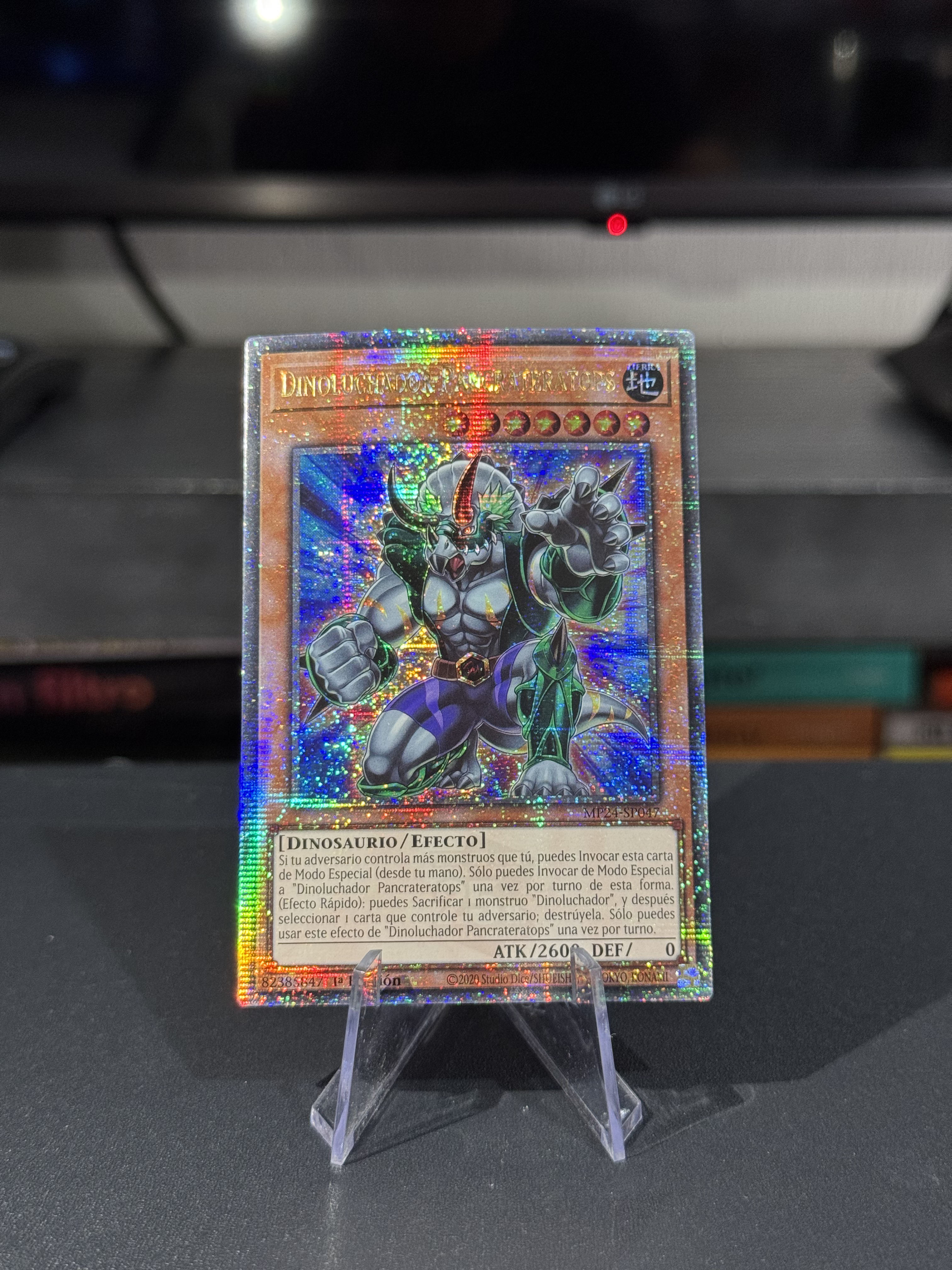 Dinowrestler Pankratops - Dueling Mirrors