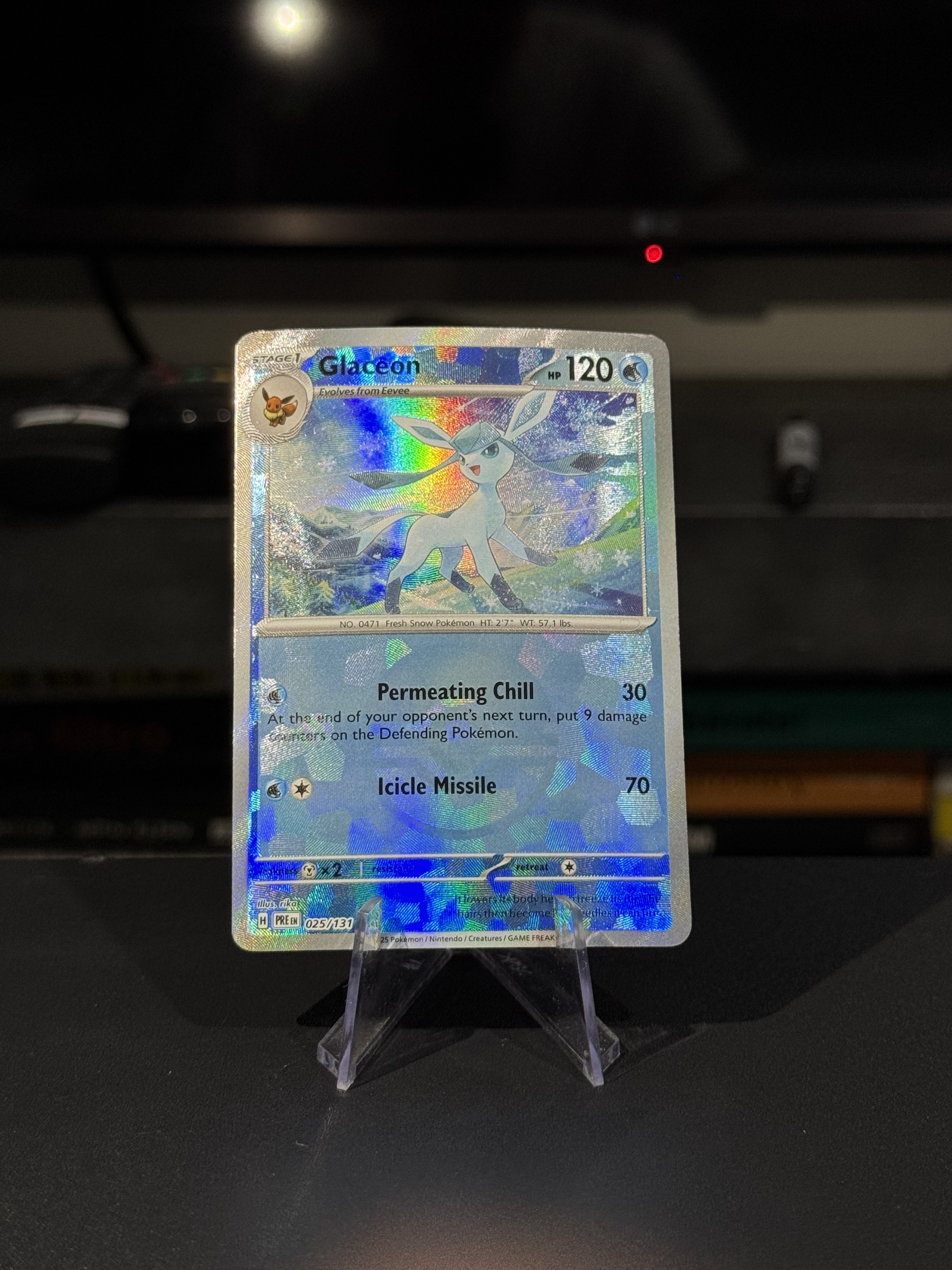Glaceon (Poke Ball Pattern) - Prismatic Evolutions