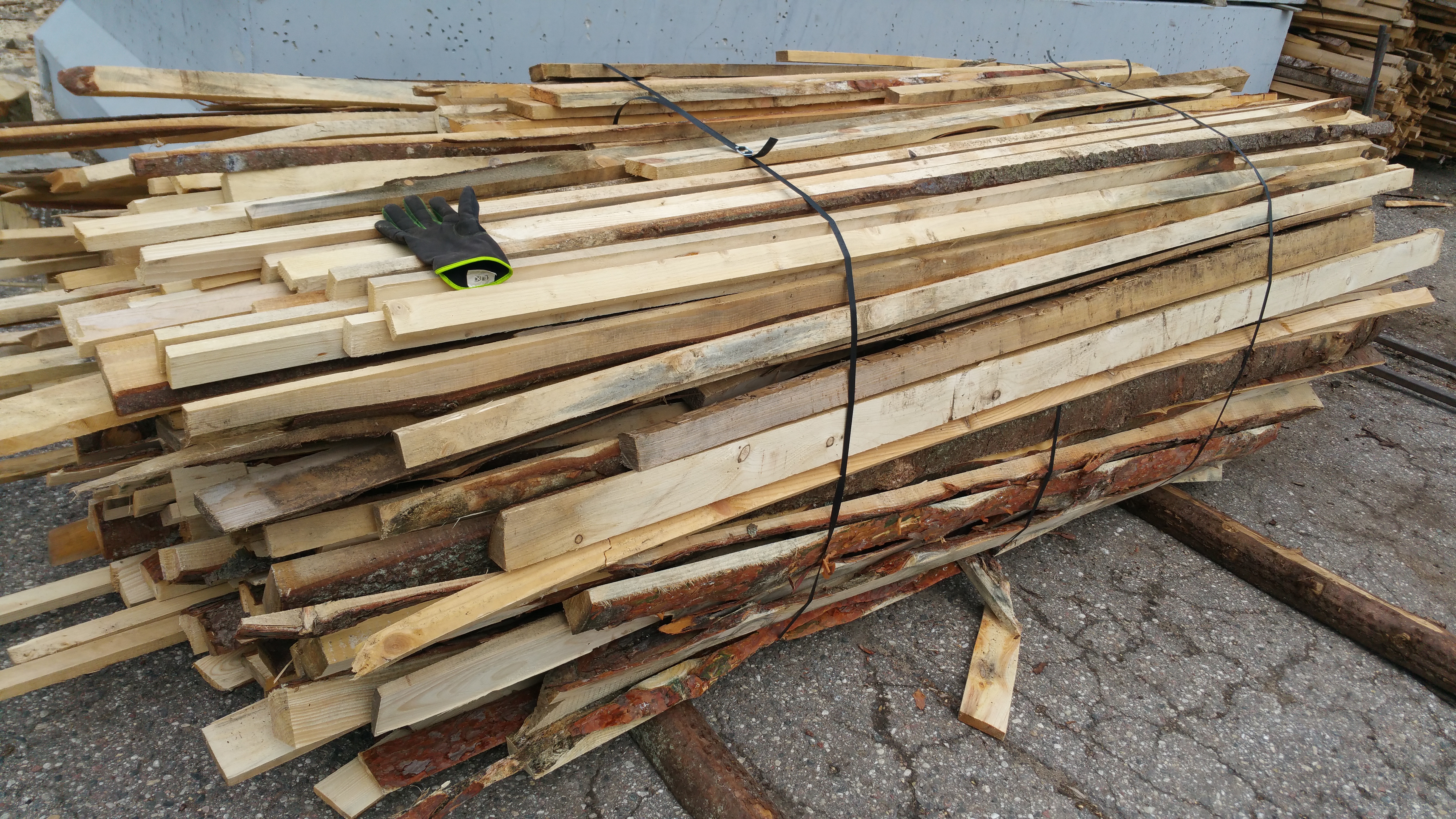 Atraižos nepjaustytos