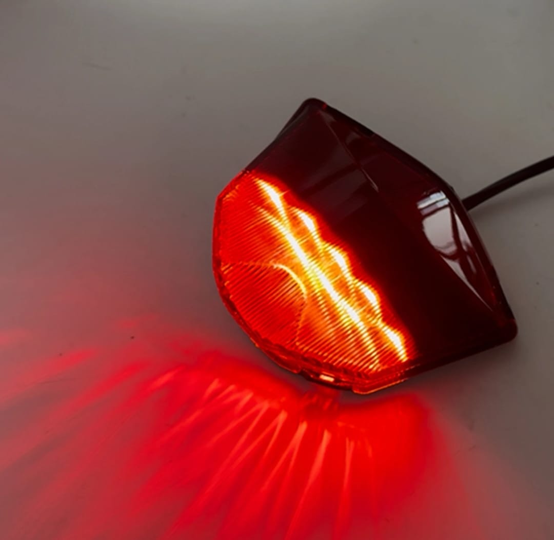 Faro Posterior Luz Guia