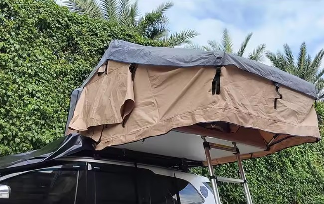 T3 Gobi 300 Soft Shell Roof Top Tent