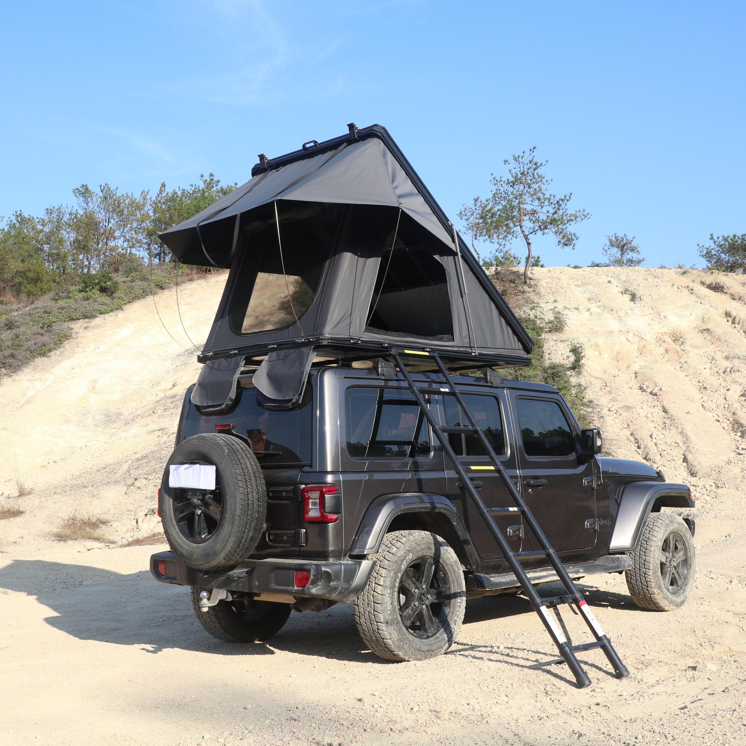 T3 Hard Shell Roof Top Tent - Triangle Style