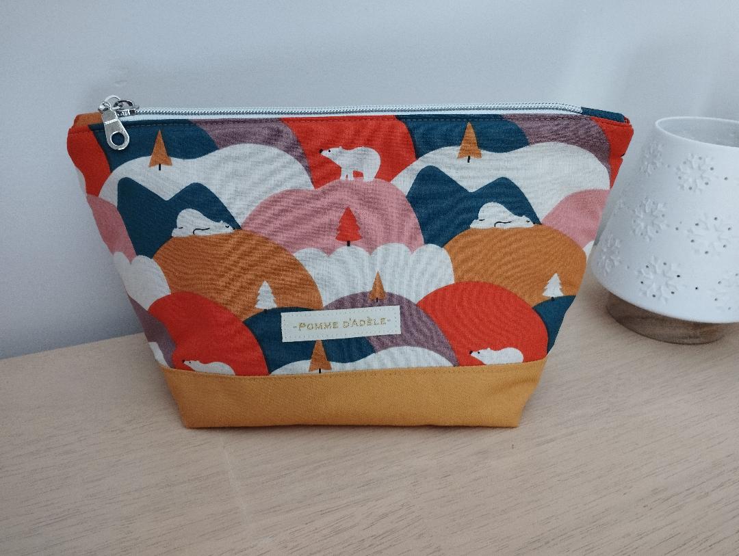 Trousse ours blanc 