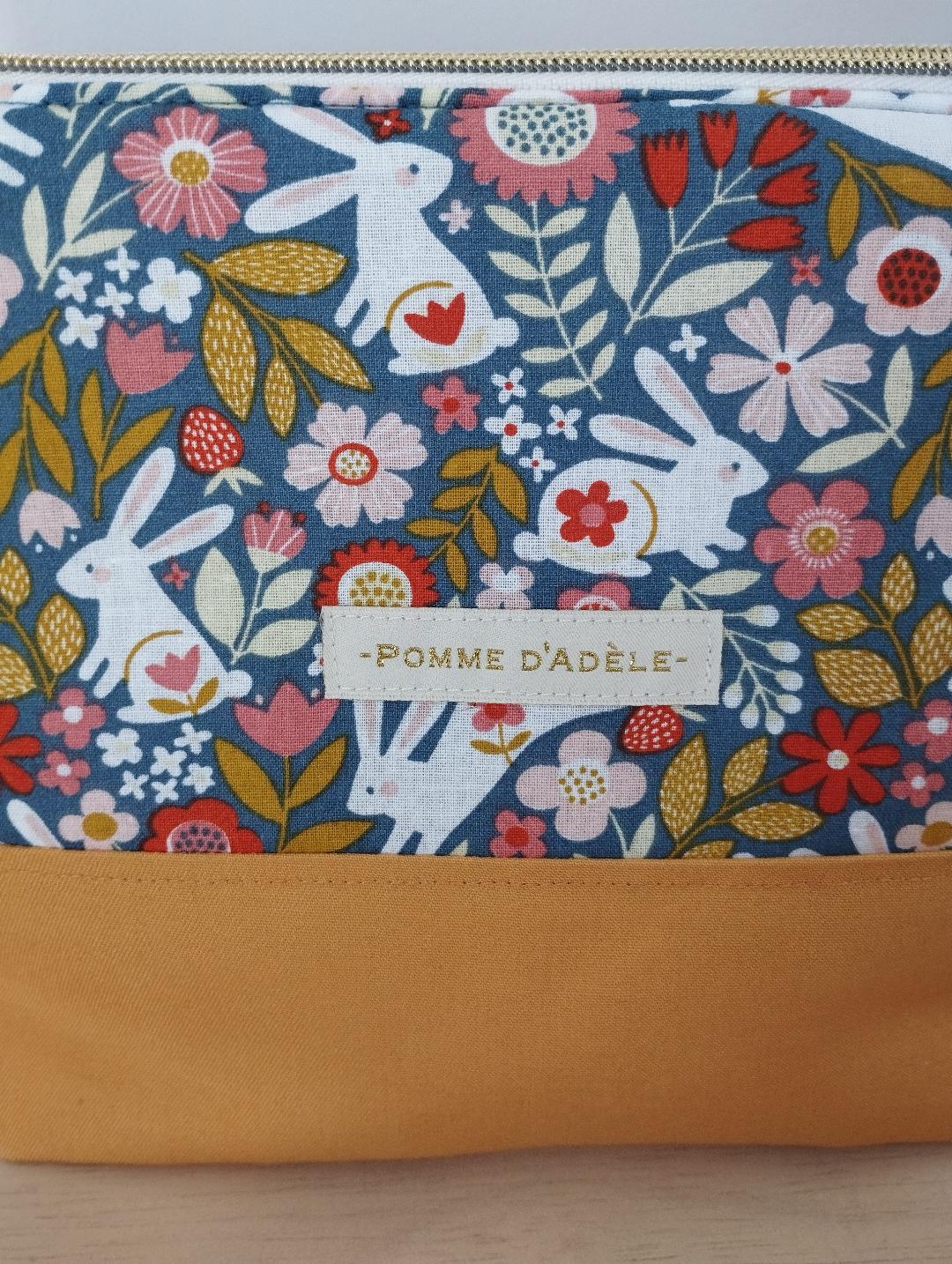 Trousse à motifs lapins version jaune