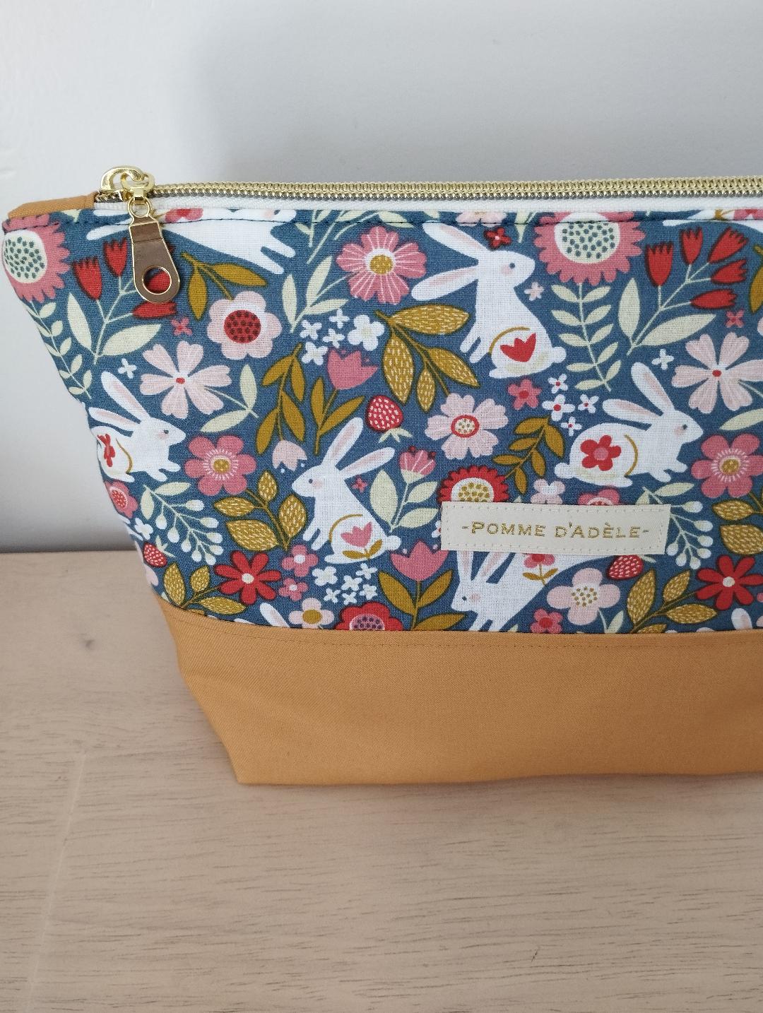 Trousse à motifs lapins version jaune