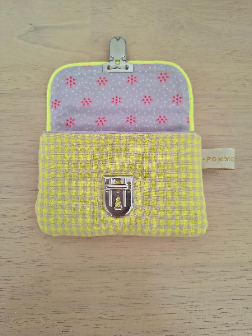 Pochette attache-cartable jaune fluo