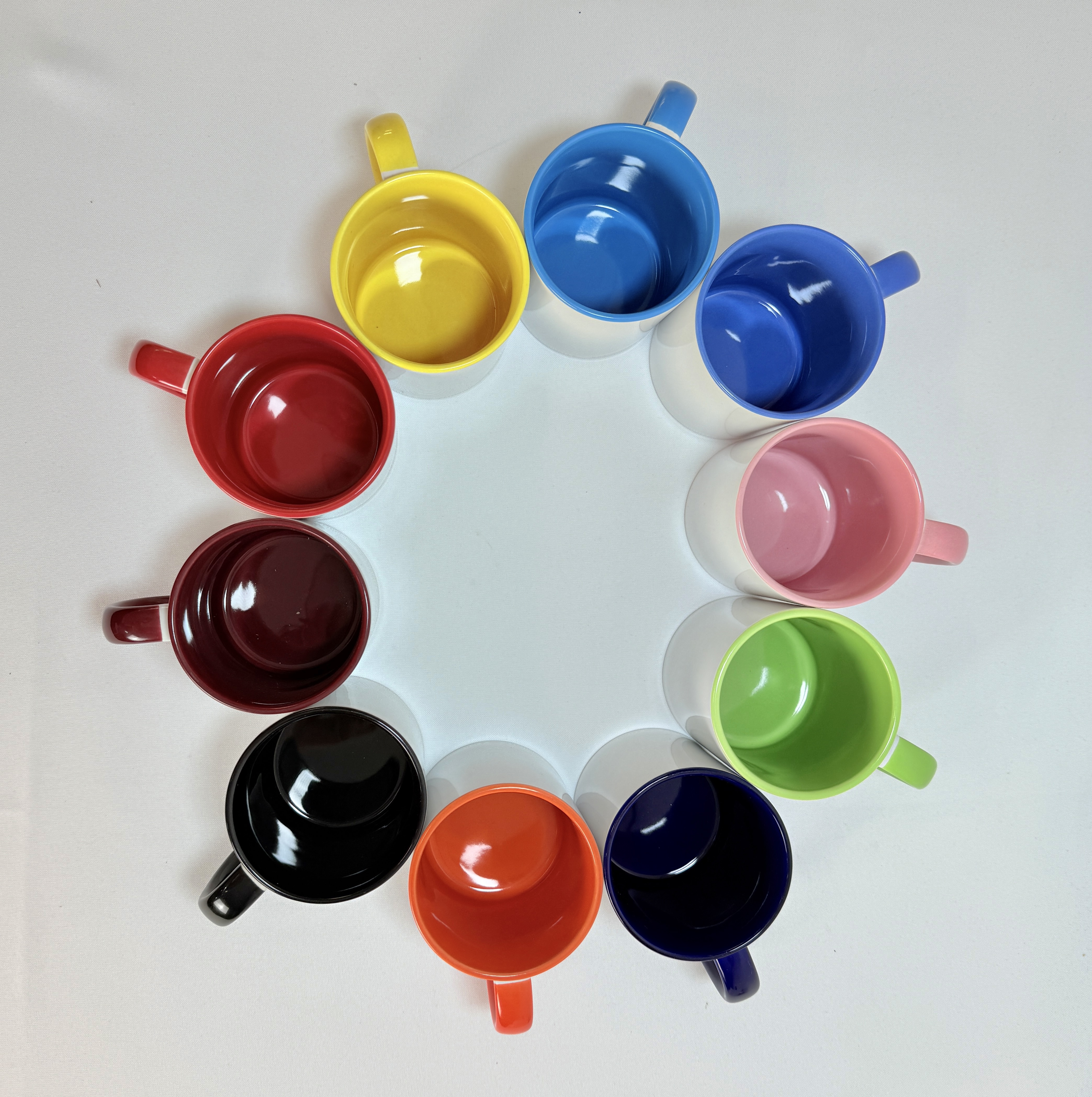 Taza blanca o de color personalizable