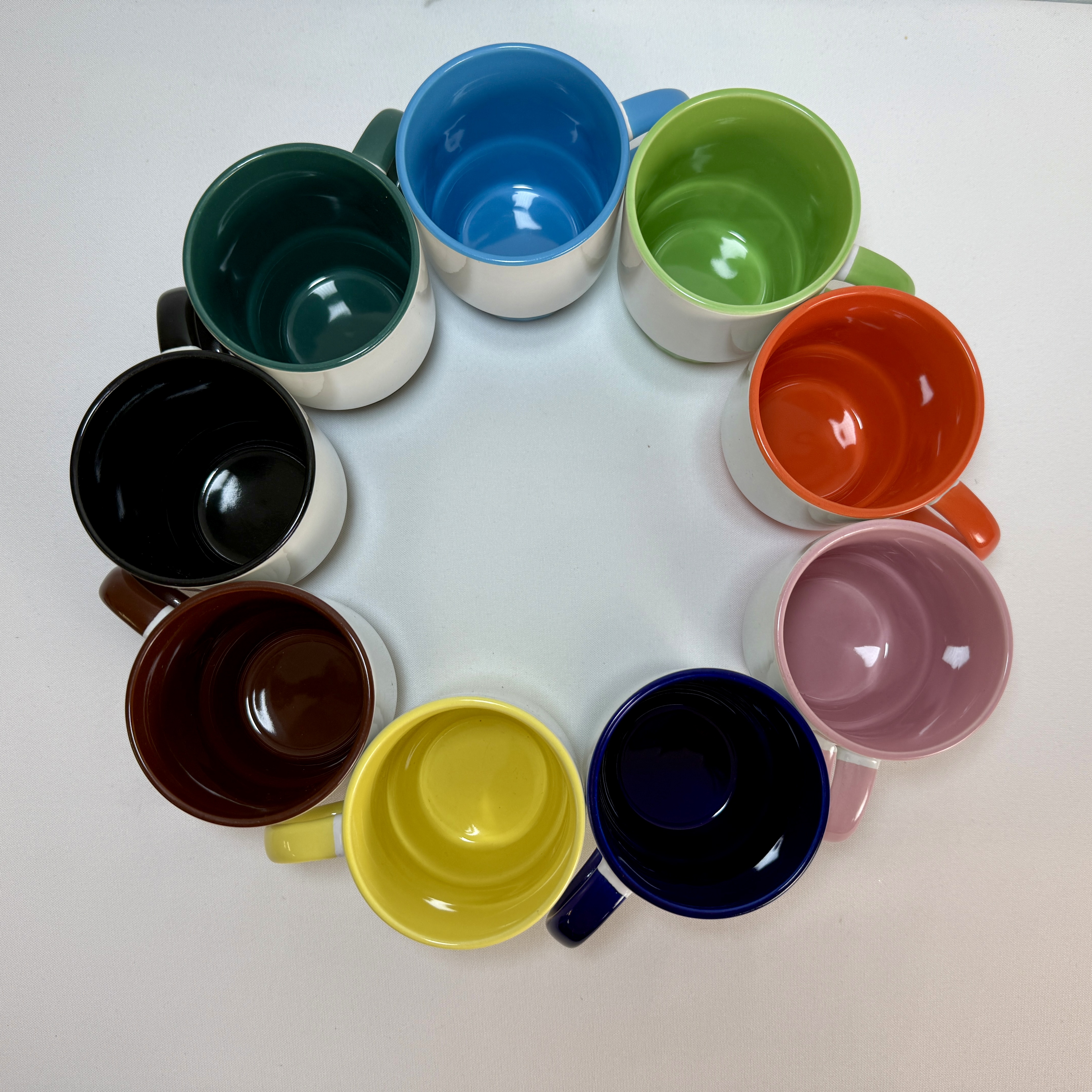 Taza café de color personalizable