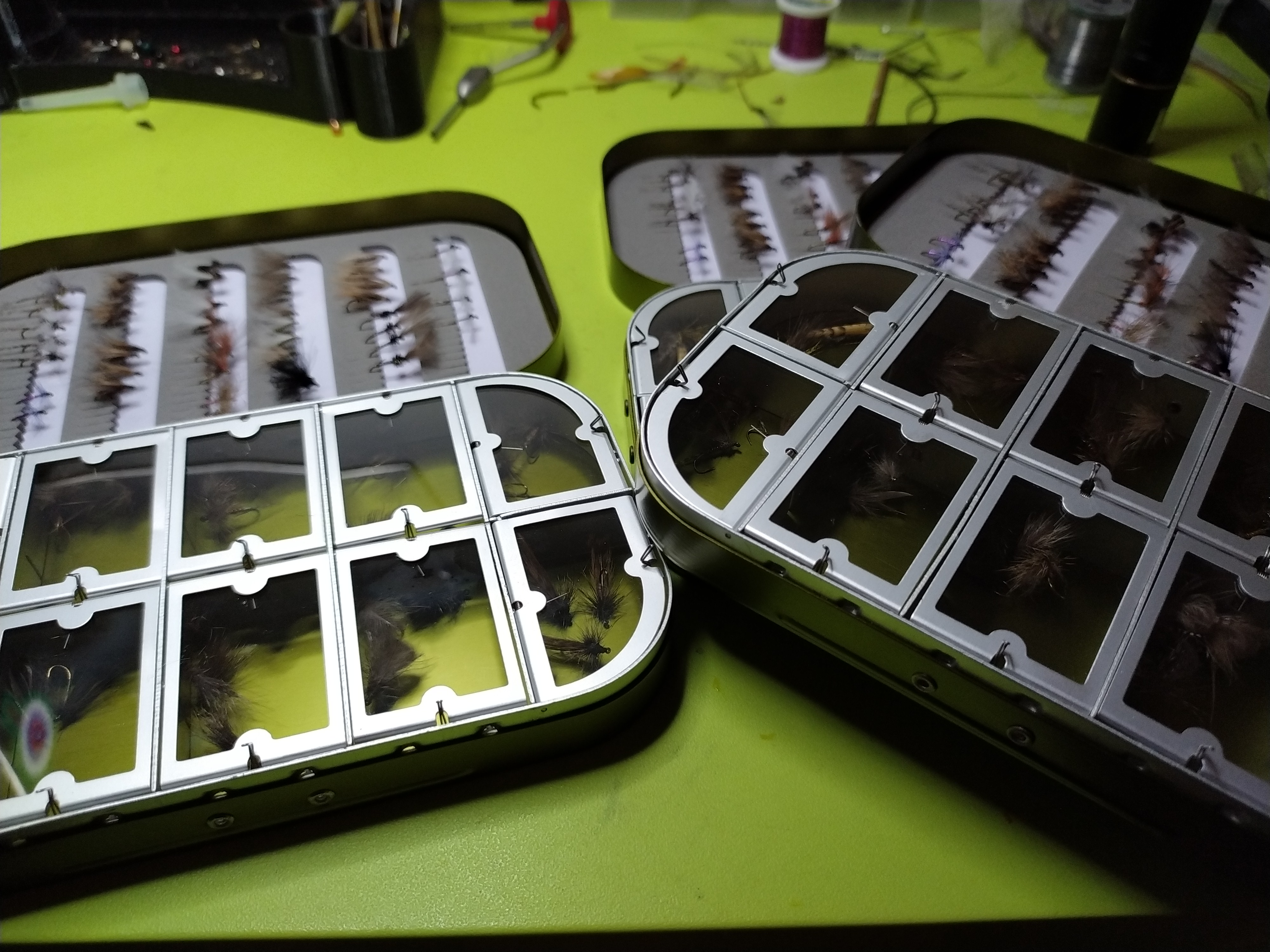 Boîte mouches sèches