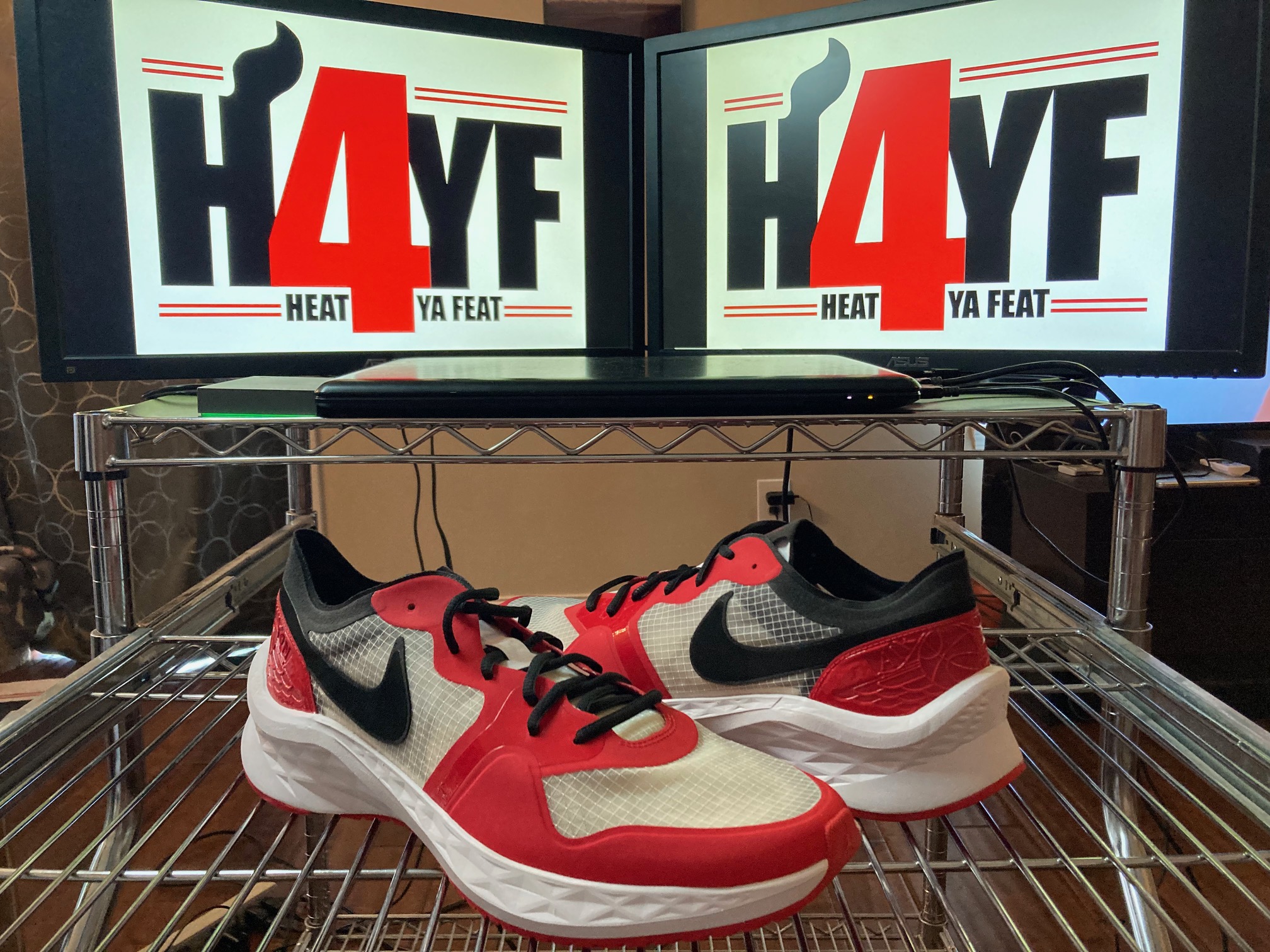 Jordan Air Zoom 85 Runner “Chicago” Sz 12
