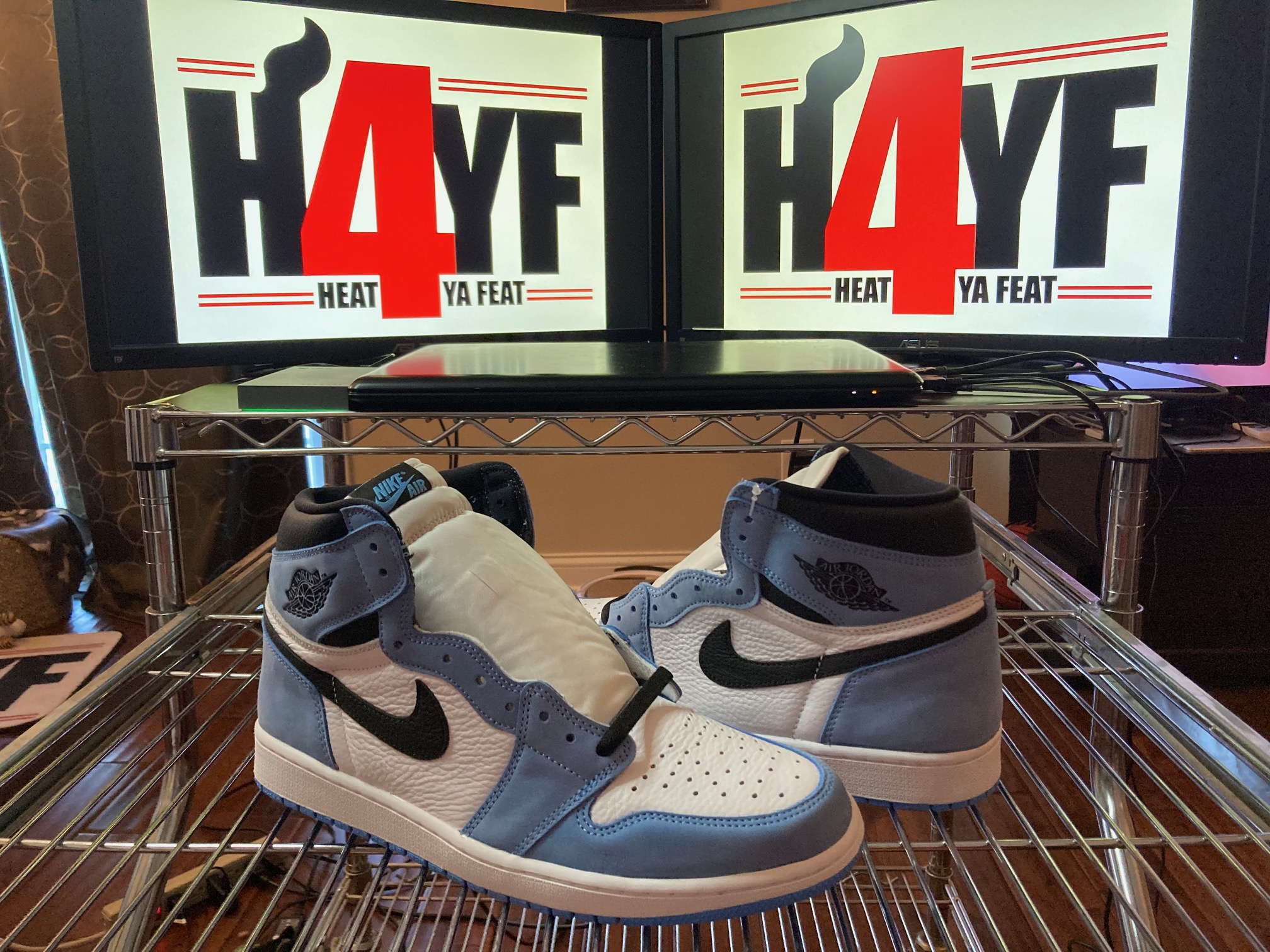 Air Jordan 1 High OG "University Blue" Sz 12
