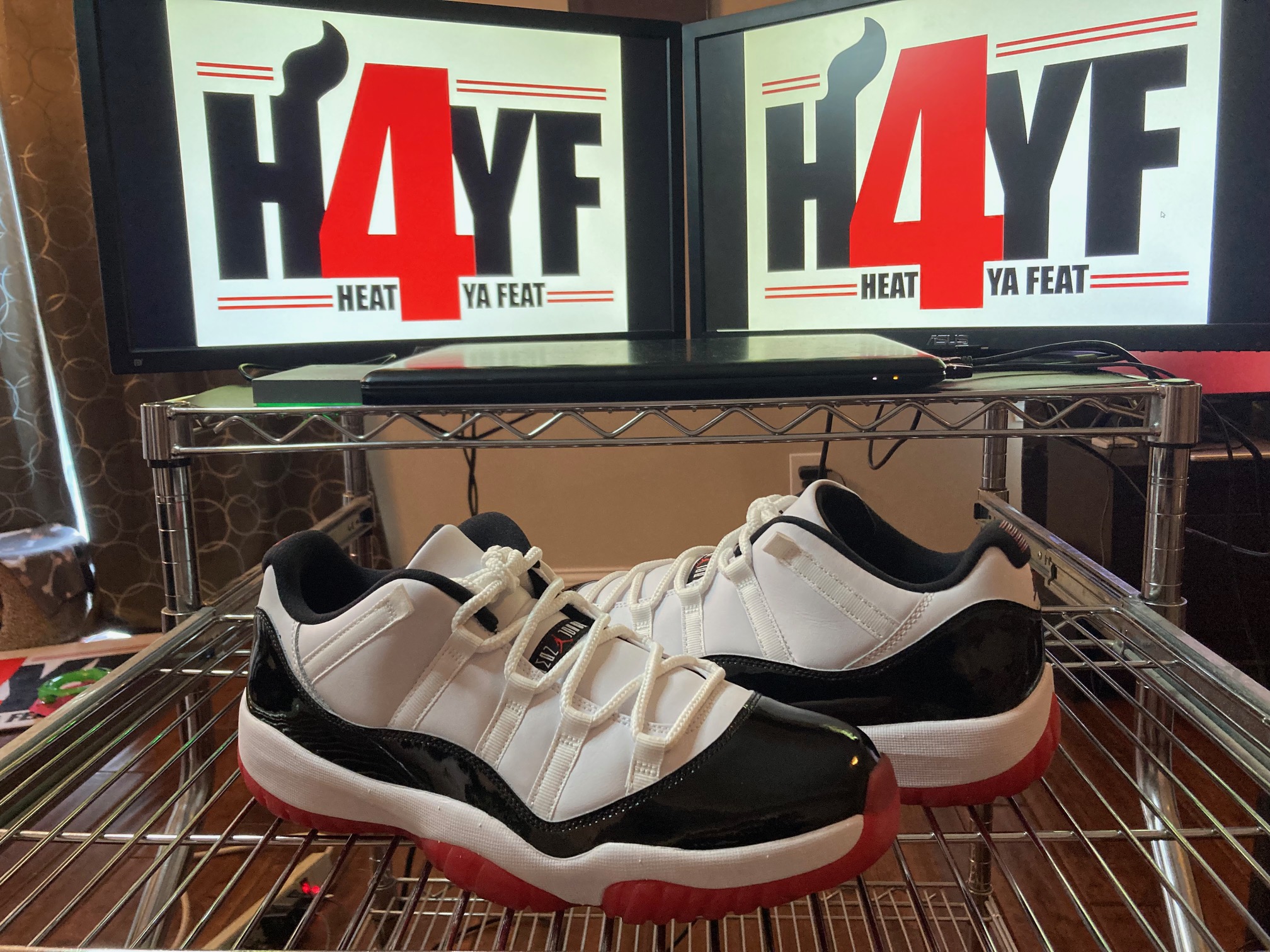Air Jordan 11 Low "Concord Bred" Sz 12