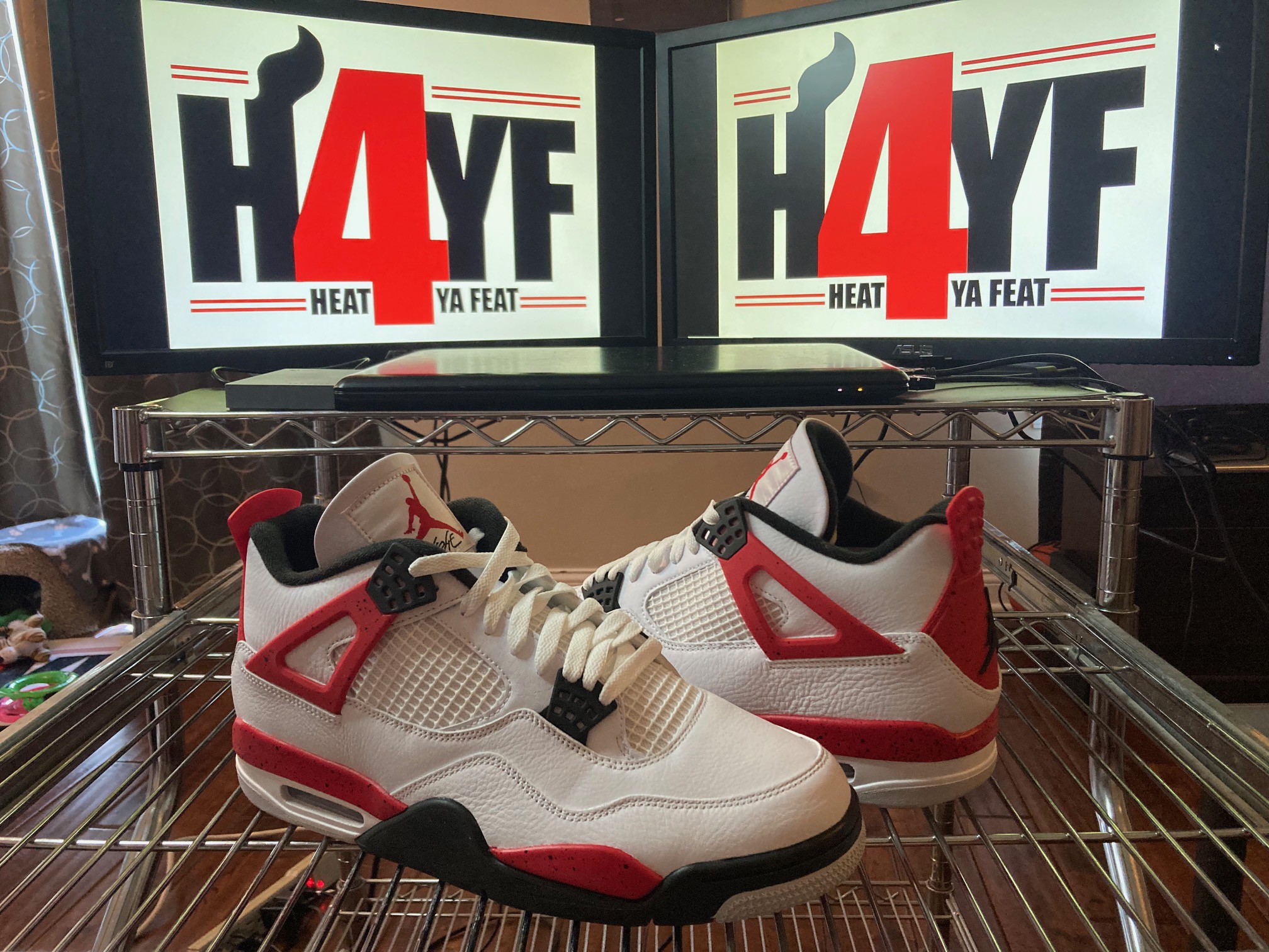 Air Jordan 4 "Fire Red" Sz 12