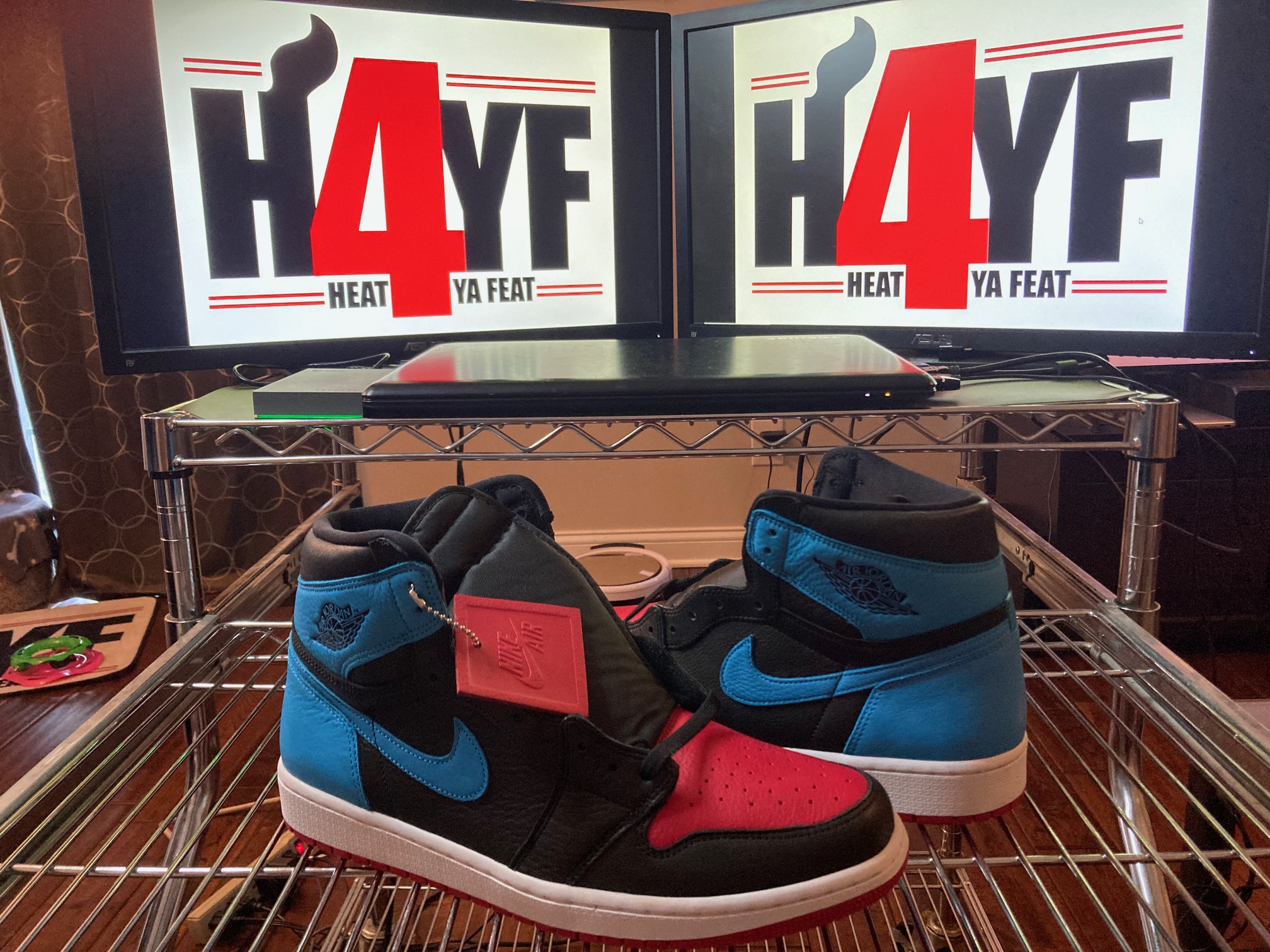 Air Jordan 1 High OG WMNS “UNC To Chicago” Sz 13.5/Men's Sz 12