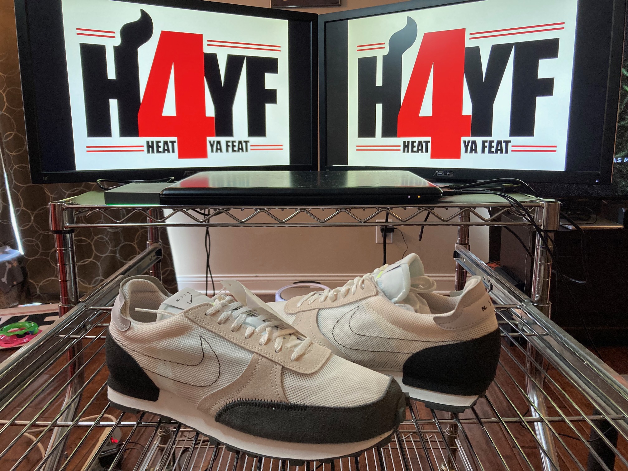 Nike Daybreak Type " Light Orewood Brown" Sz 12