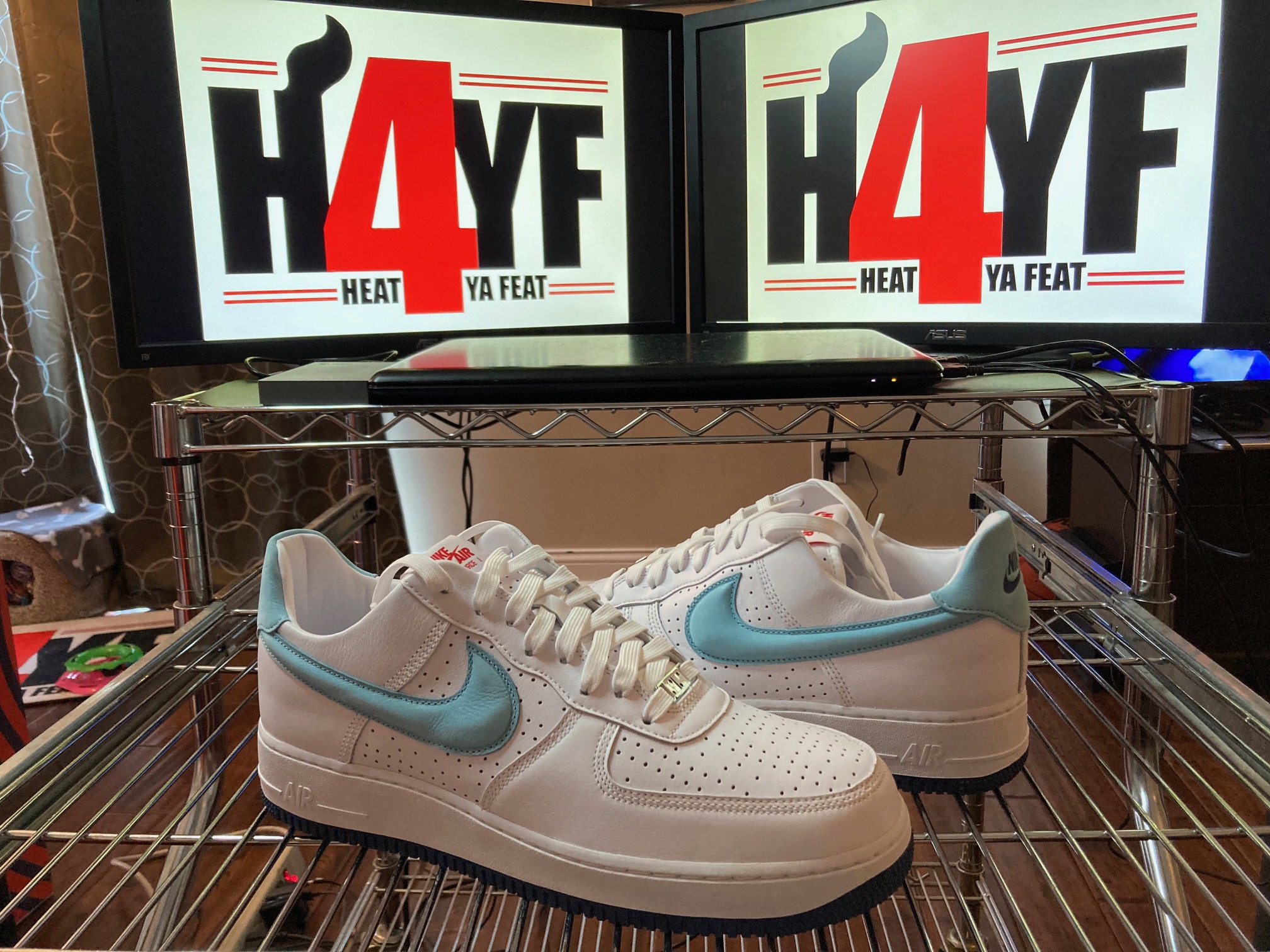 Nike Air Force One Low "Puerto Rico" Sz 12