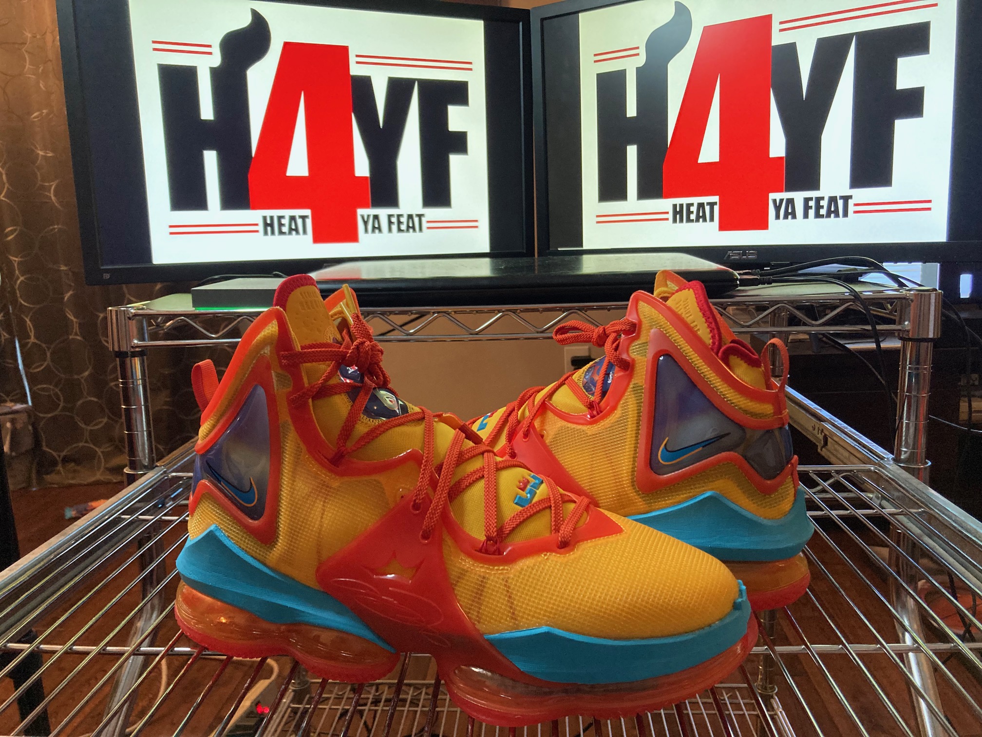 Nike LeBron 19 “Uniform Hook” Sz 12