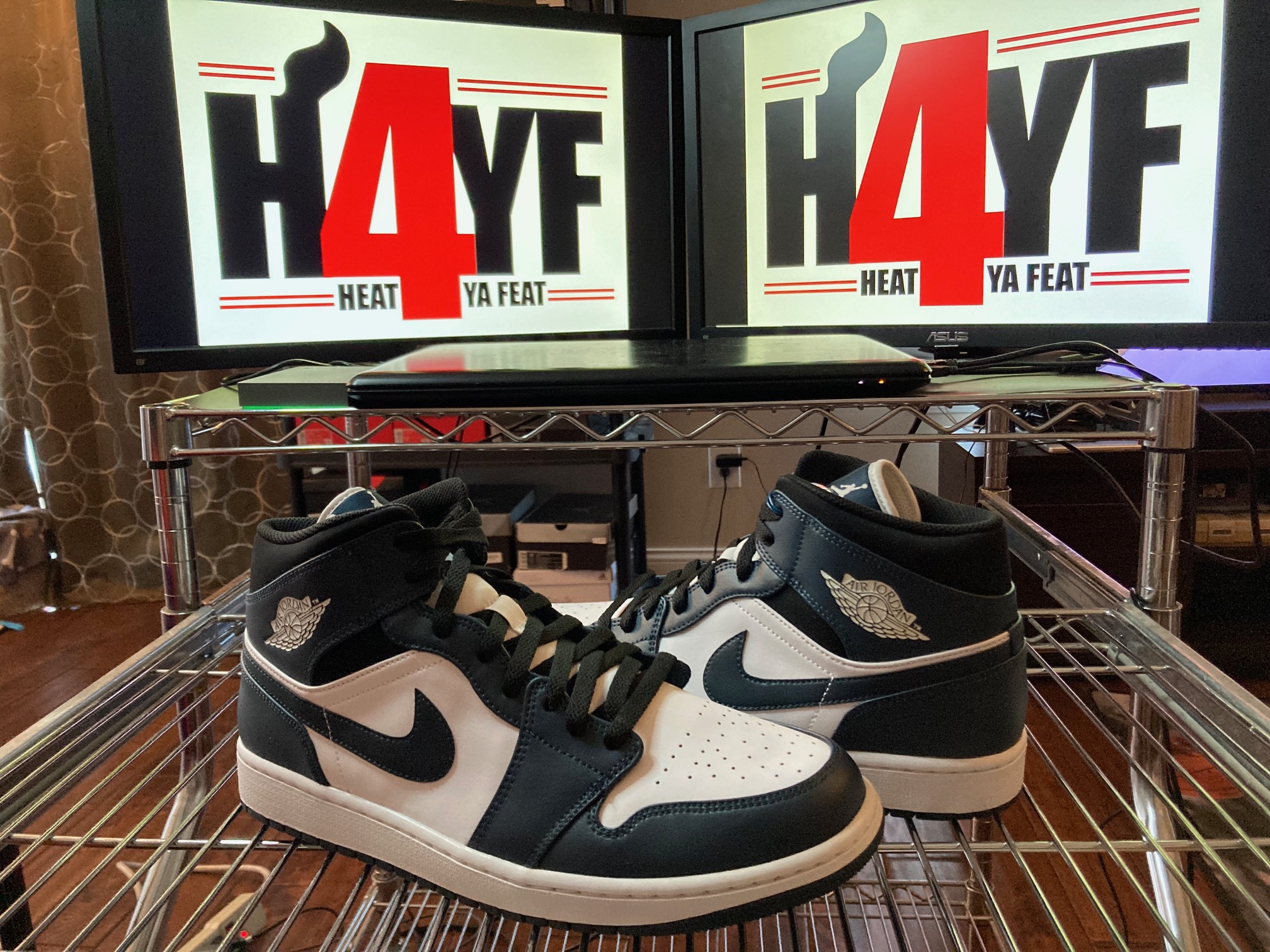 Air Jordan 1 Mid "Armory Navy" Sz 12