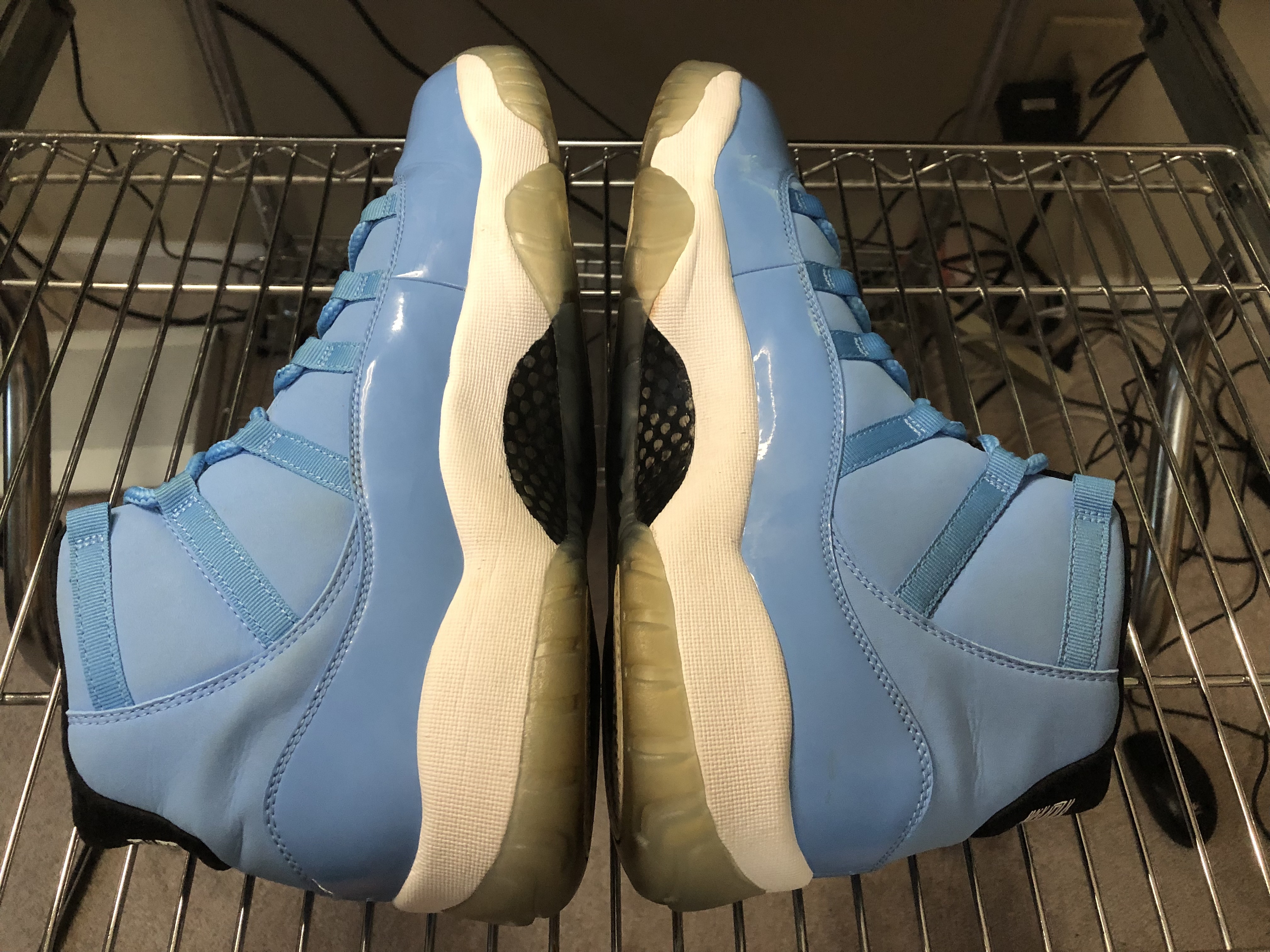 Air Jordan 11 "Pantone" Sz 12