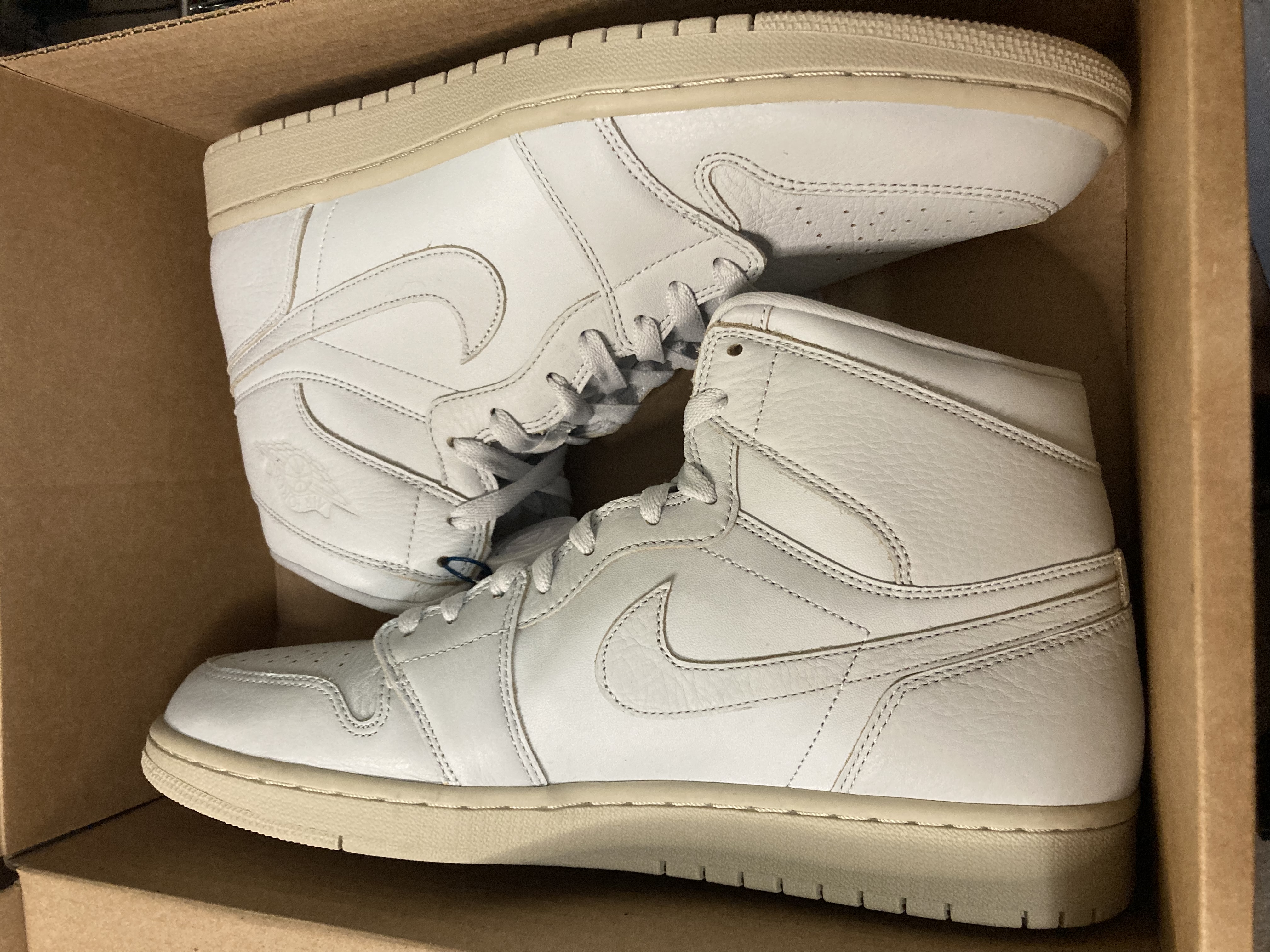 Air Jordan 1 High “Platinum” Sz 12
