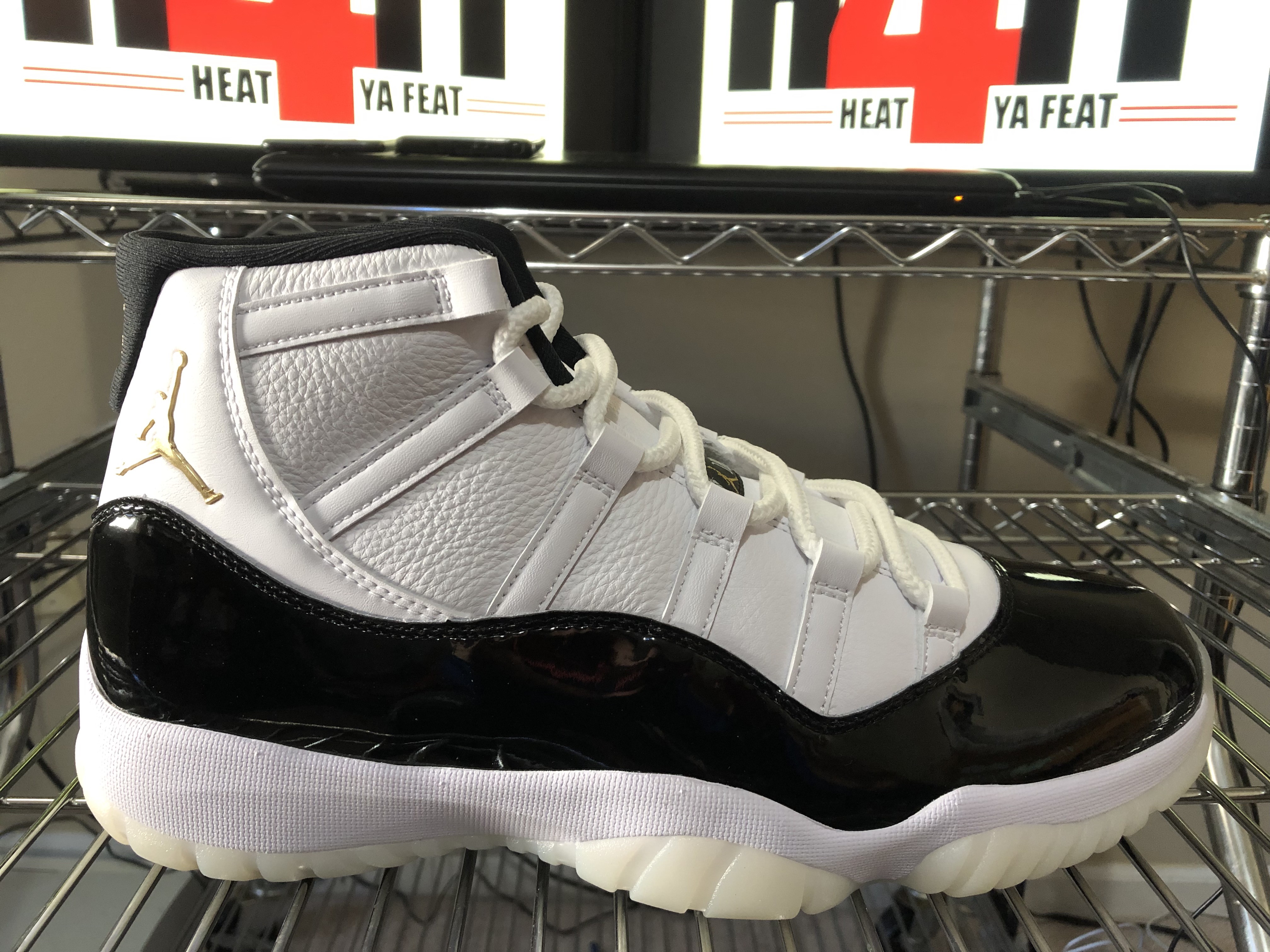 Air Jordan 11 Retro 'Gratitude' Sz 12
