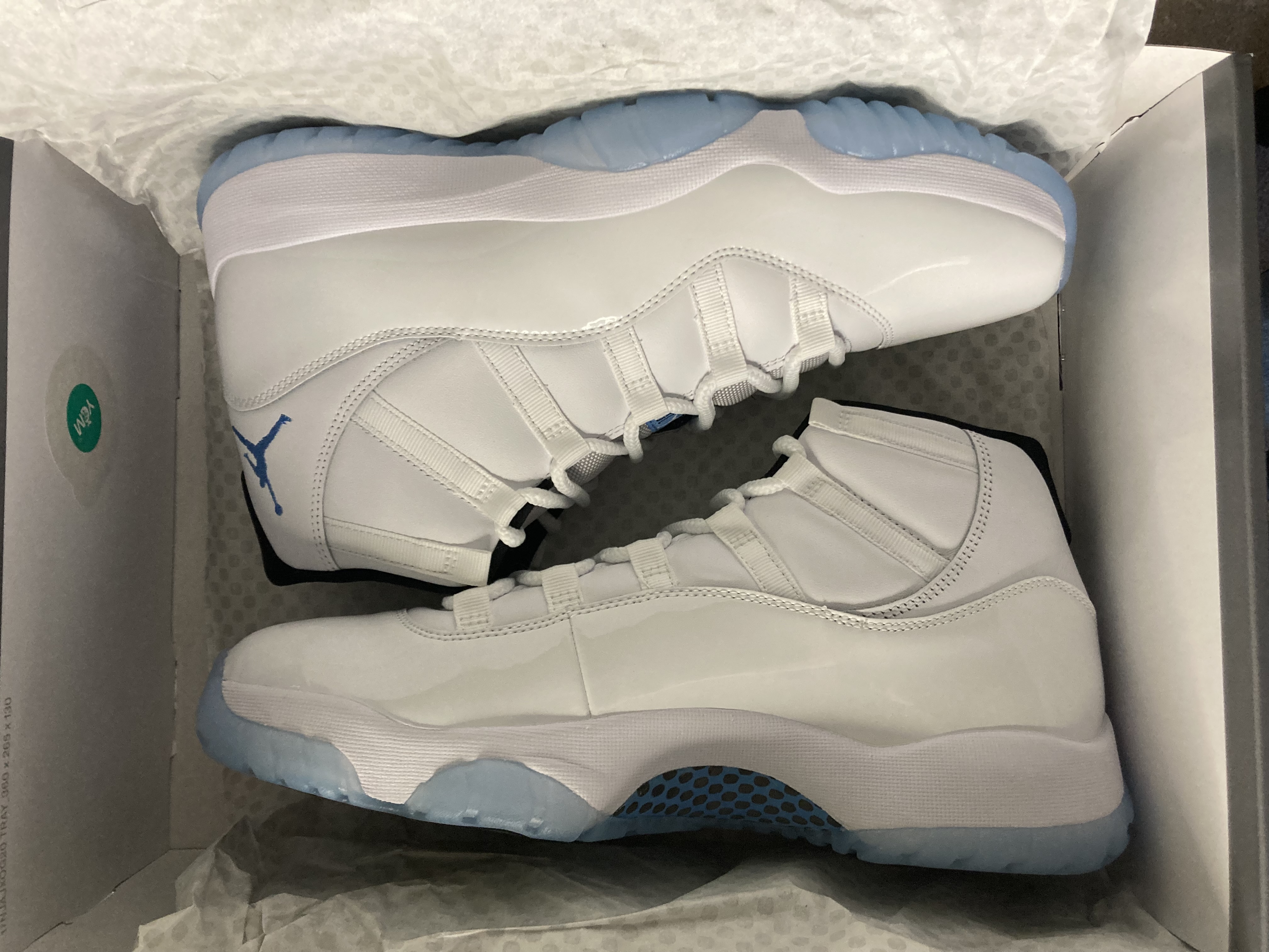 Air Jordan 11 Retro 'Legend Blue' Sz 11.5