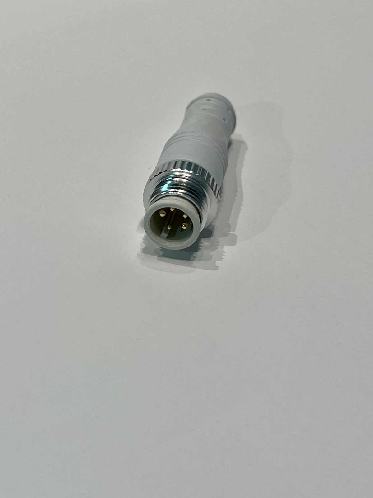 Conector macho blanco IP67 5 PIN