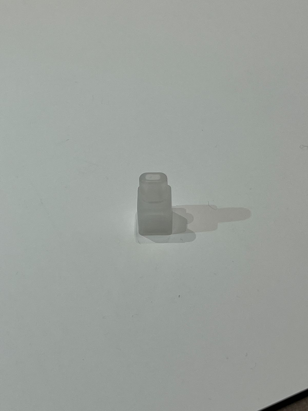 Tapa con orificio E T0606