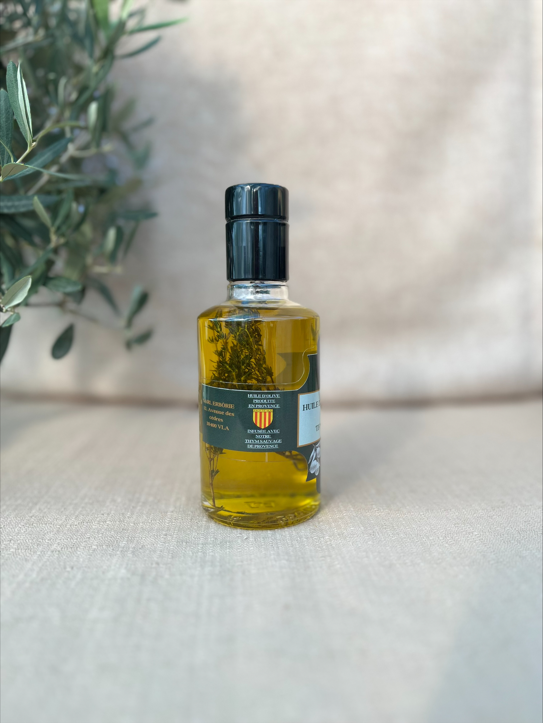 Huile d'Olive Vierge Extra Infusée au Thym de Provence.