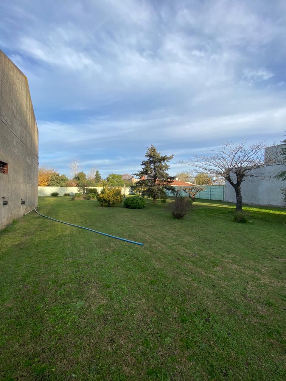 Lote en Cañuelas. (AV. del Carmen)