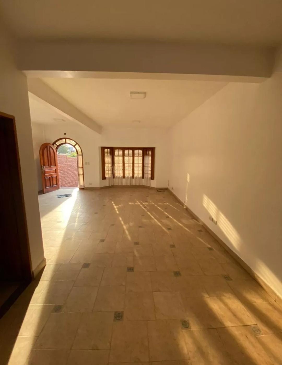 Chalet En Venta. Cañuelas.